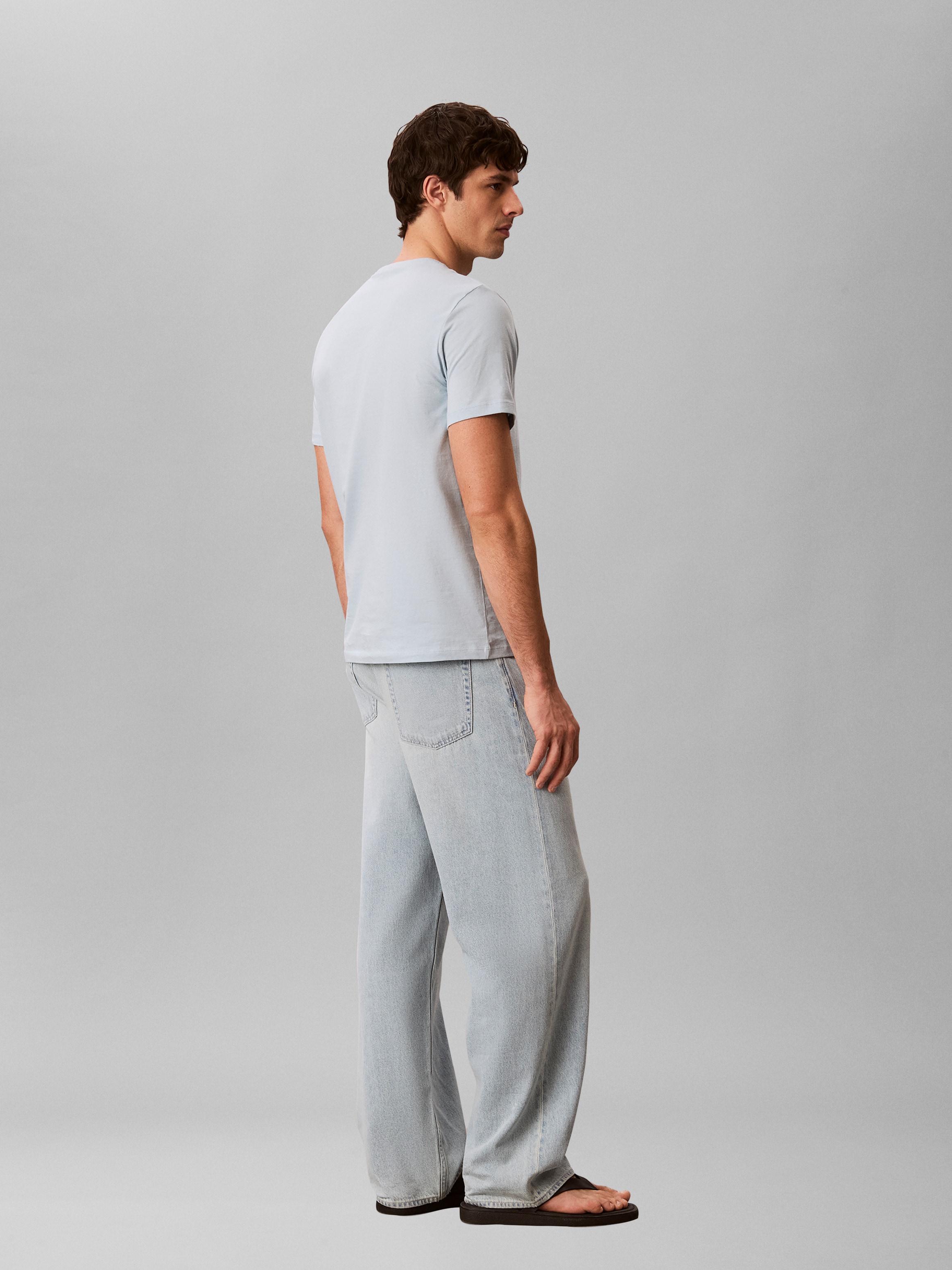 Calvin Klein Jeans T-Shirt »CALVIN KLEIN FUTUR« Regular fit mit Rundhalsausschnitt