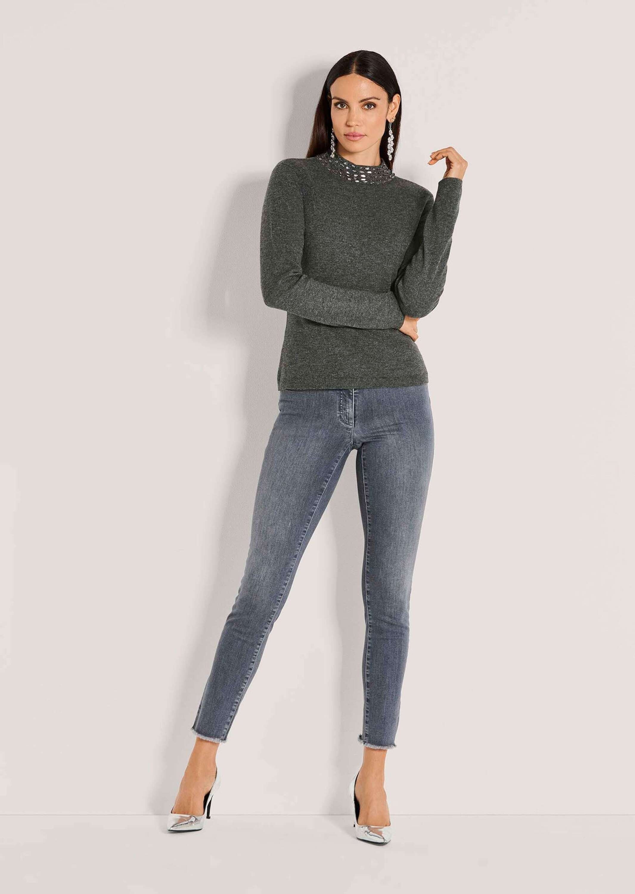 MADELEINE Longpullover »Strickpullover Eleganter Wollpullover mit Stehkragen« mit Dekosteinen