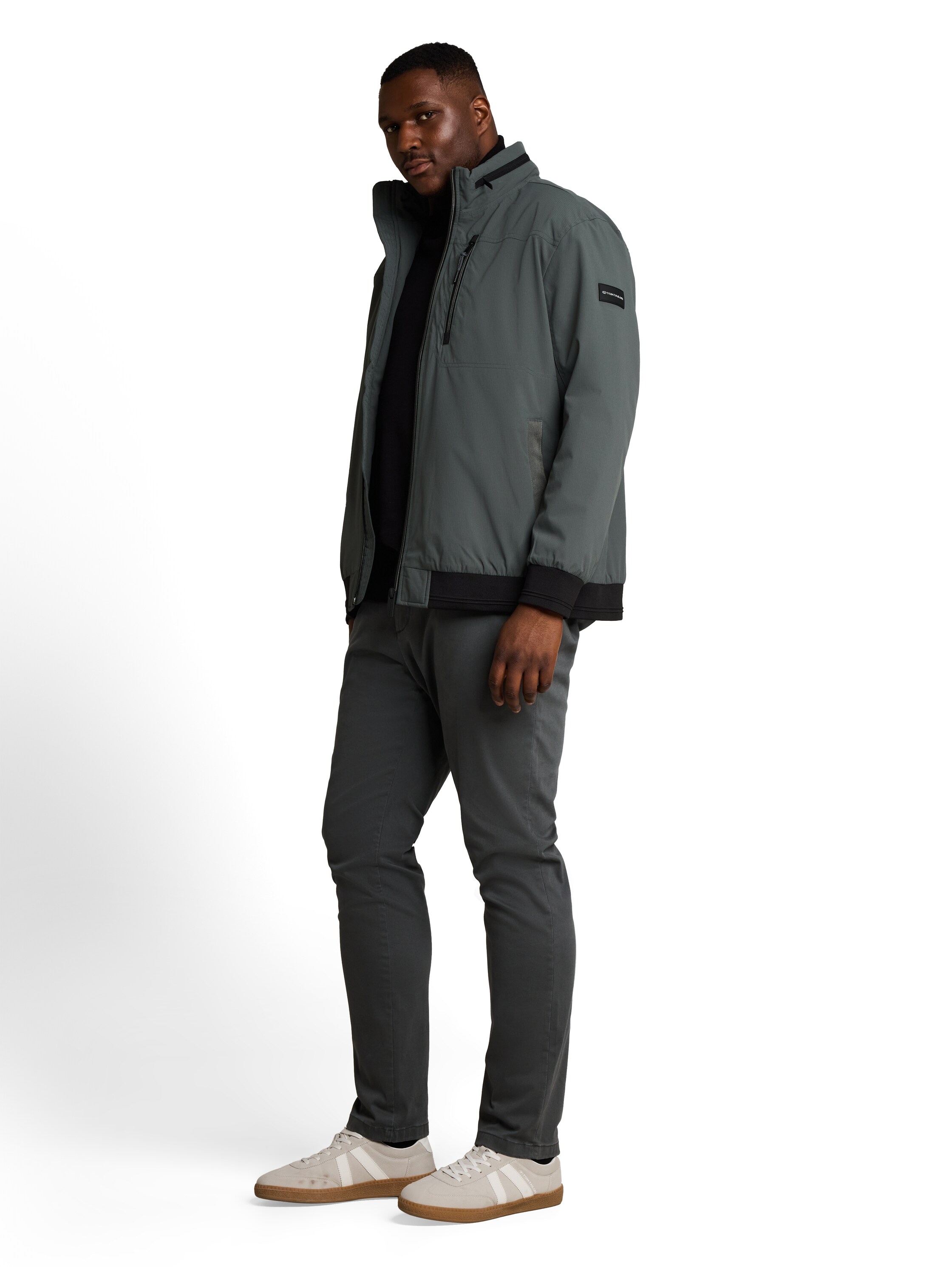 TOM TAILOR PLUS Blouson mit Kapuze mit Stehkragen und Reißverschluss / Große Größen
