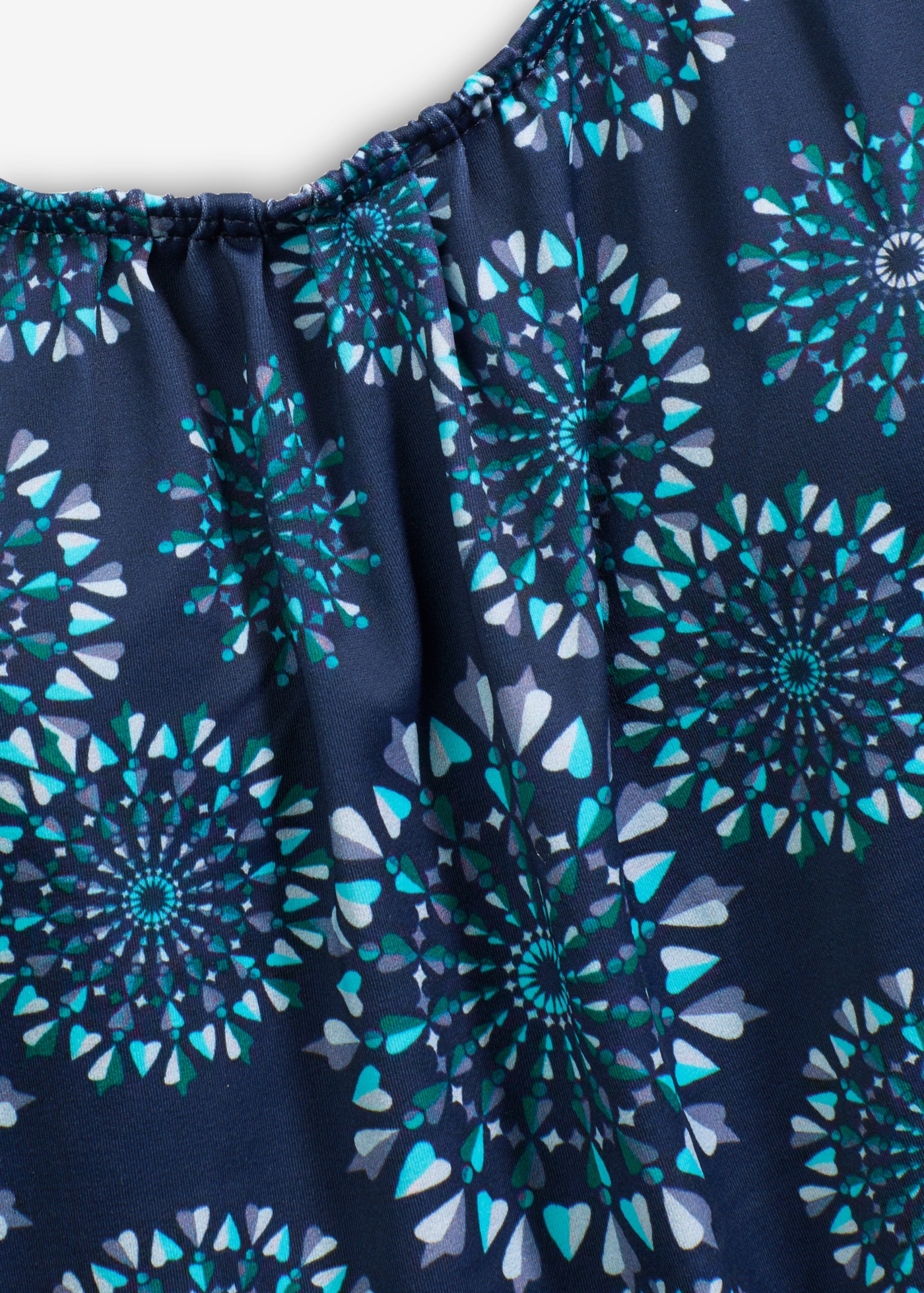 bonprix Oversize-Tankini Set,  in verschiedenen Größen von 38 bis 52