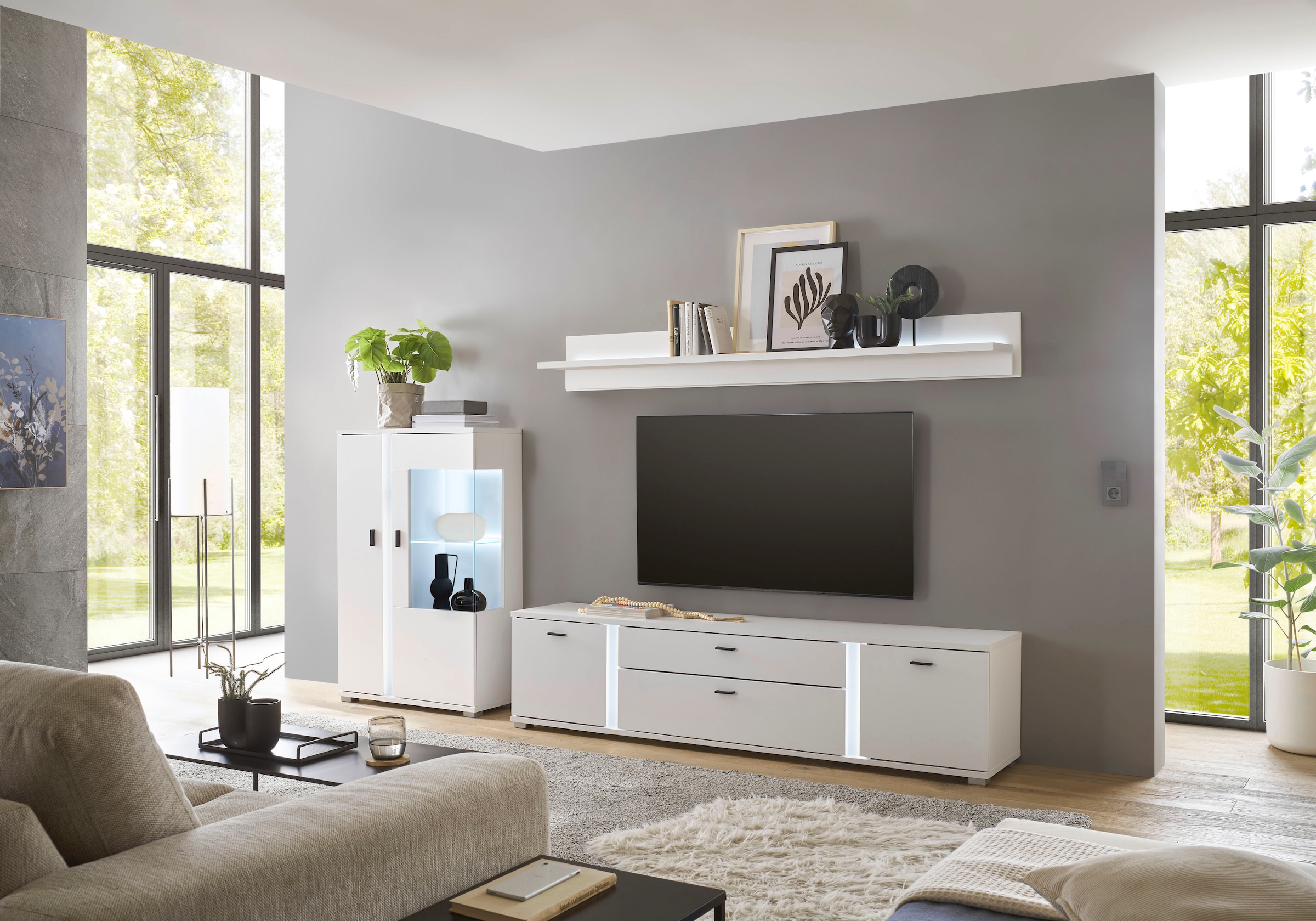 Home affaire Vitrine »LONG ISLAND, Stauraumvitrine« 1 Stk. tlg. in moderner Trendfarbe,inklusive senkrechter Beleuchtung,Breite 80 cm