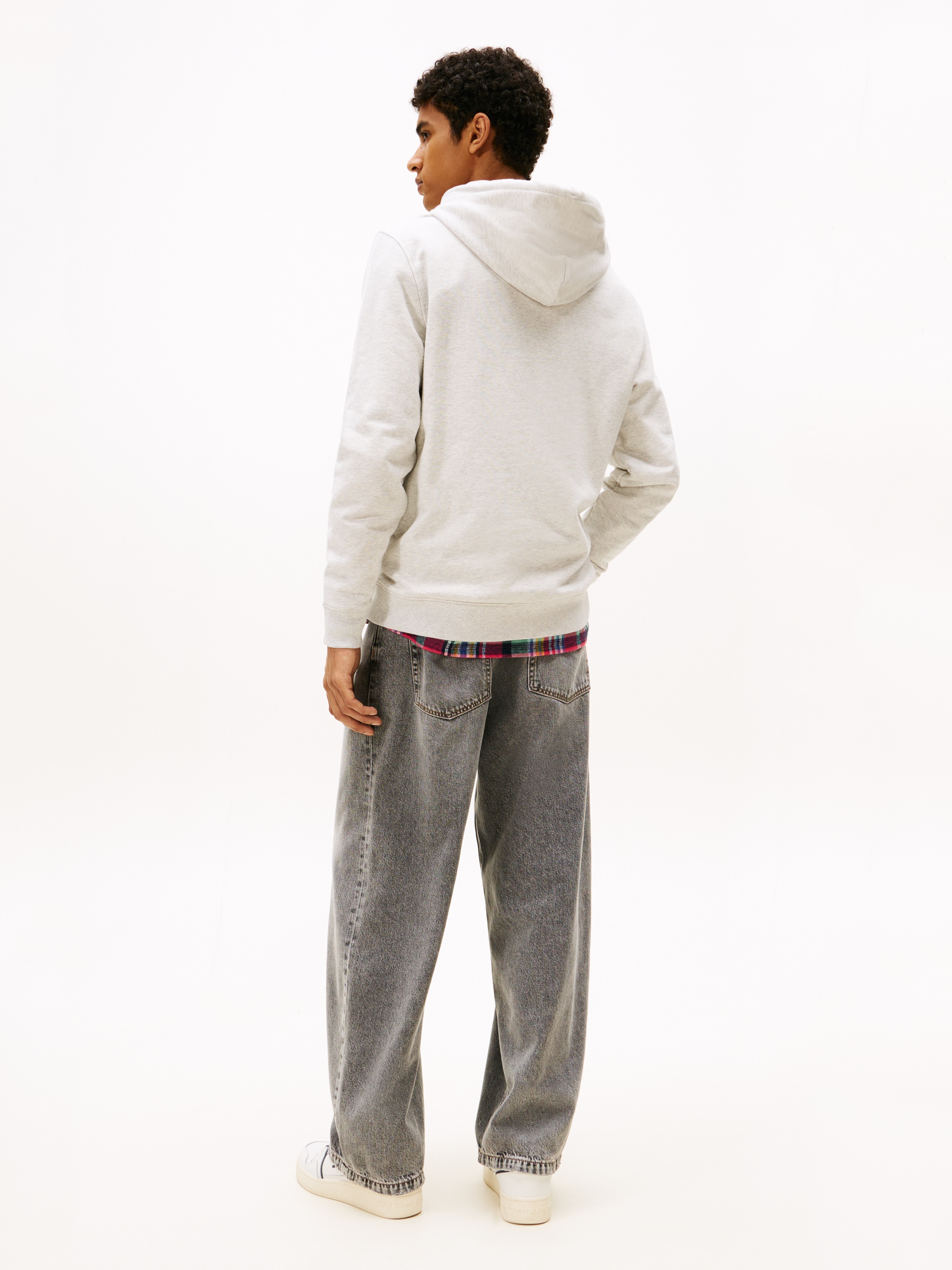 Tommy Jeans Kapuzensweatshirt »FONT PLAY HOODIE«, Regular fit mit Kapuze