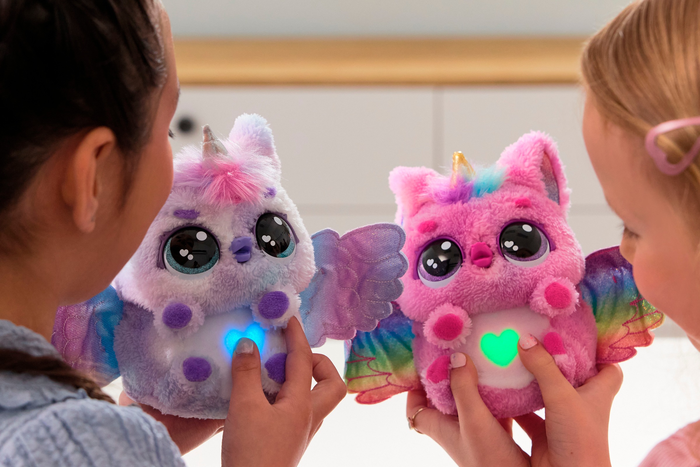 Spin Master Spielfigur »Hatchimals Alive Mystery Ei Pufficorn«, mit Licht und Sound