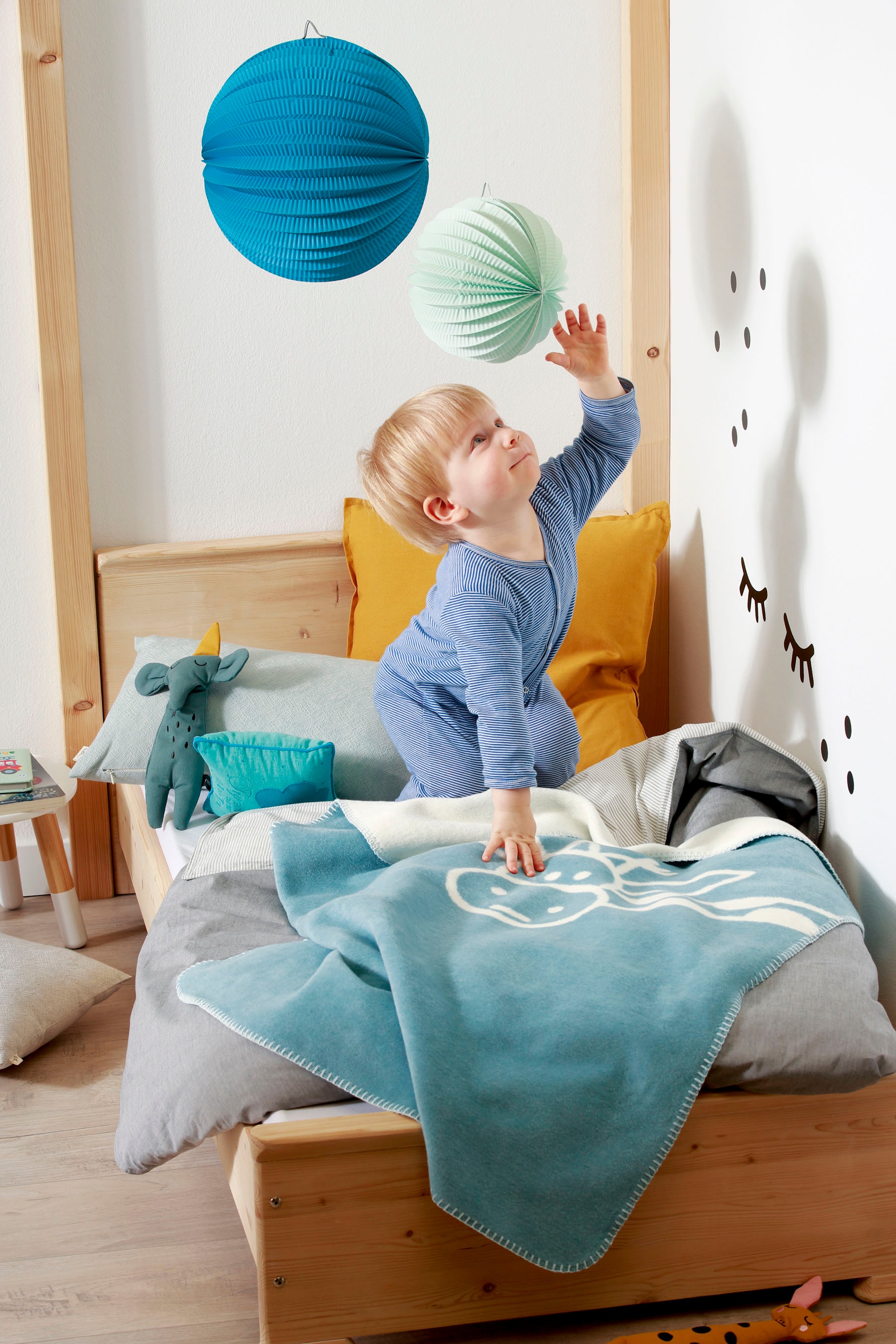Biederlack Babydecke »Cookie«, mit lustiger Giraffe, Kuscheldecke
