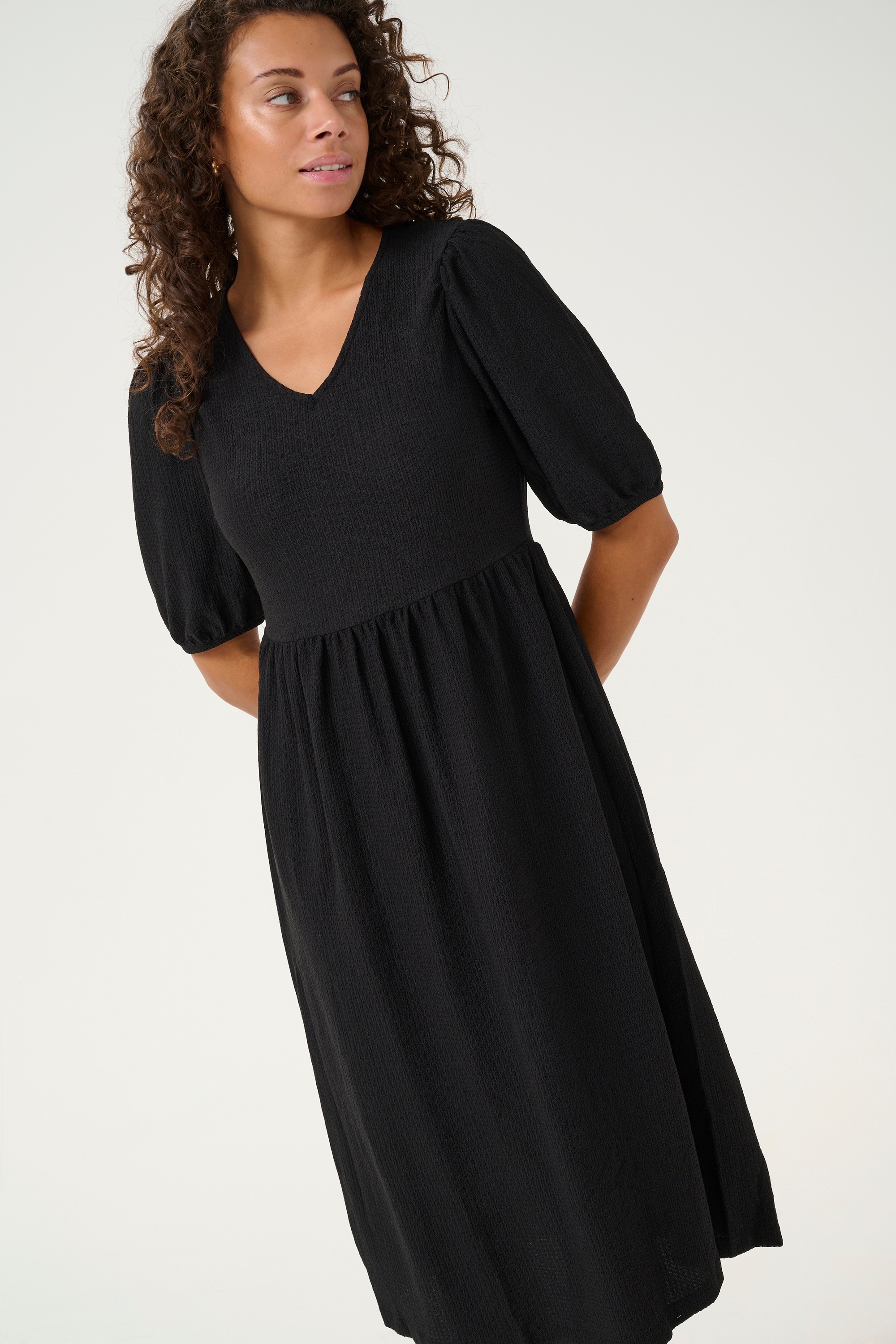 KAFFE Midikleid »Kleid KAveneda«