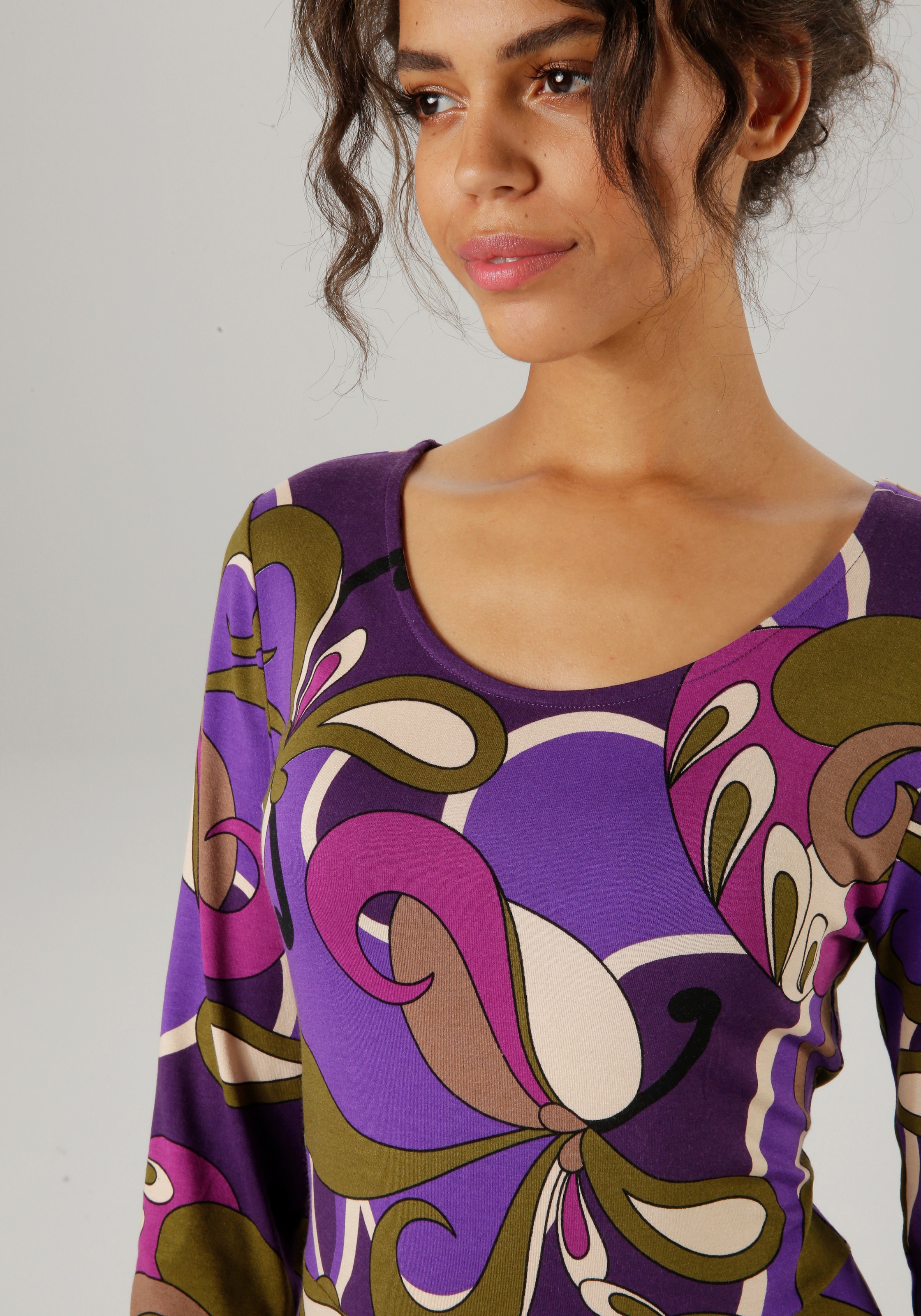 Aniston CASUAL Jerseykleid, mit extravagantem, grafischen Druck
