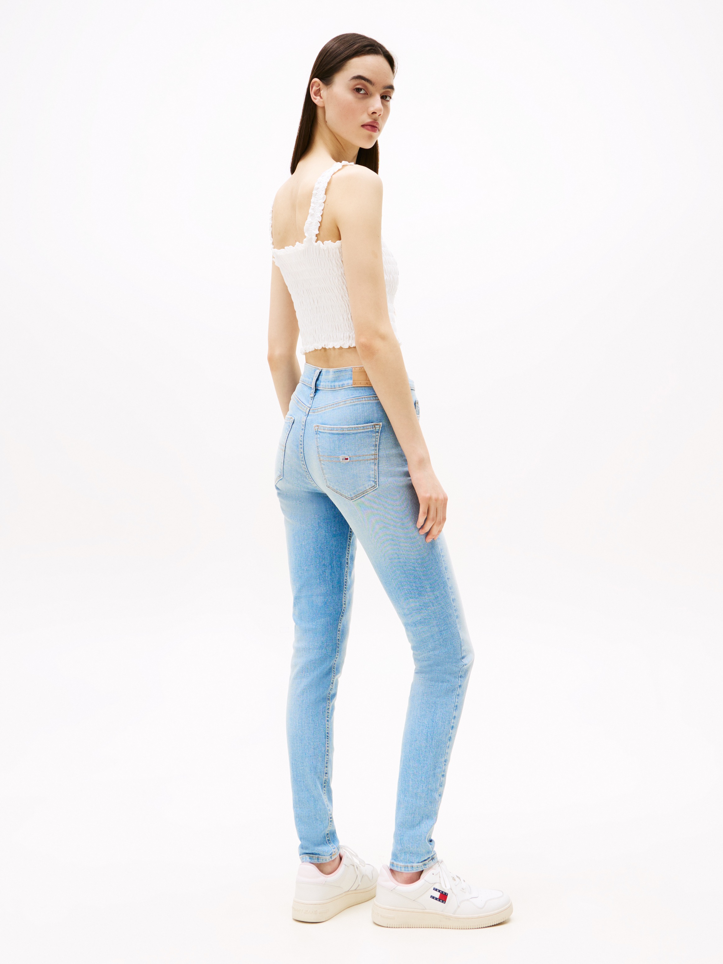 Tommy Jeans Skinny-fit-Jeans »NORA MR SKNY AH1280« mit Logo-Badge, Mid Rise