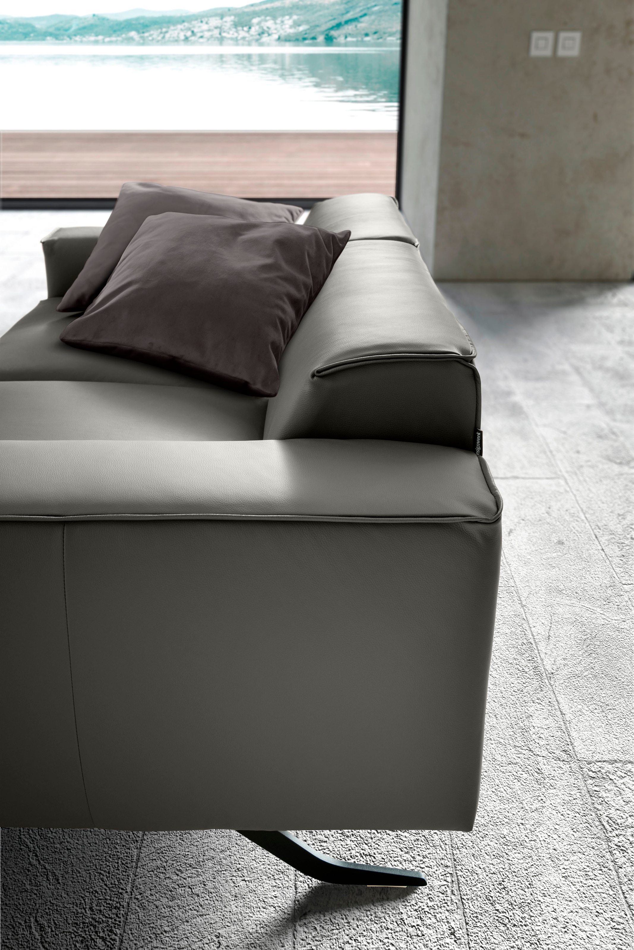 designwerk 3-Sitzer »Beauty«, mit 237 online cm eleganten Füßen, kaufen Breite