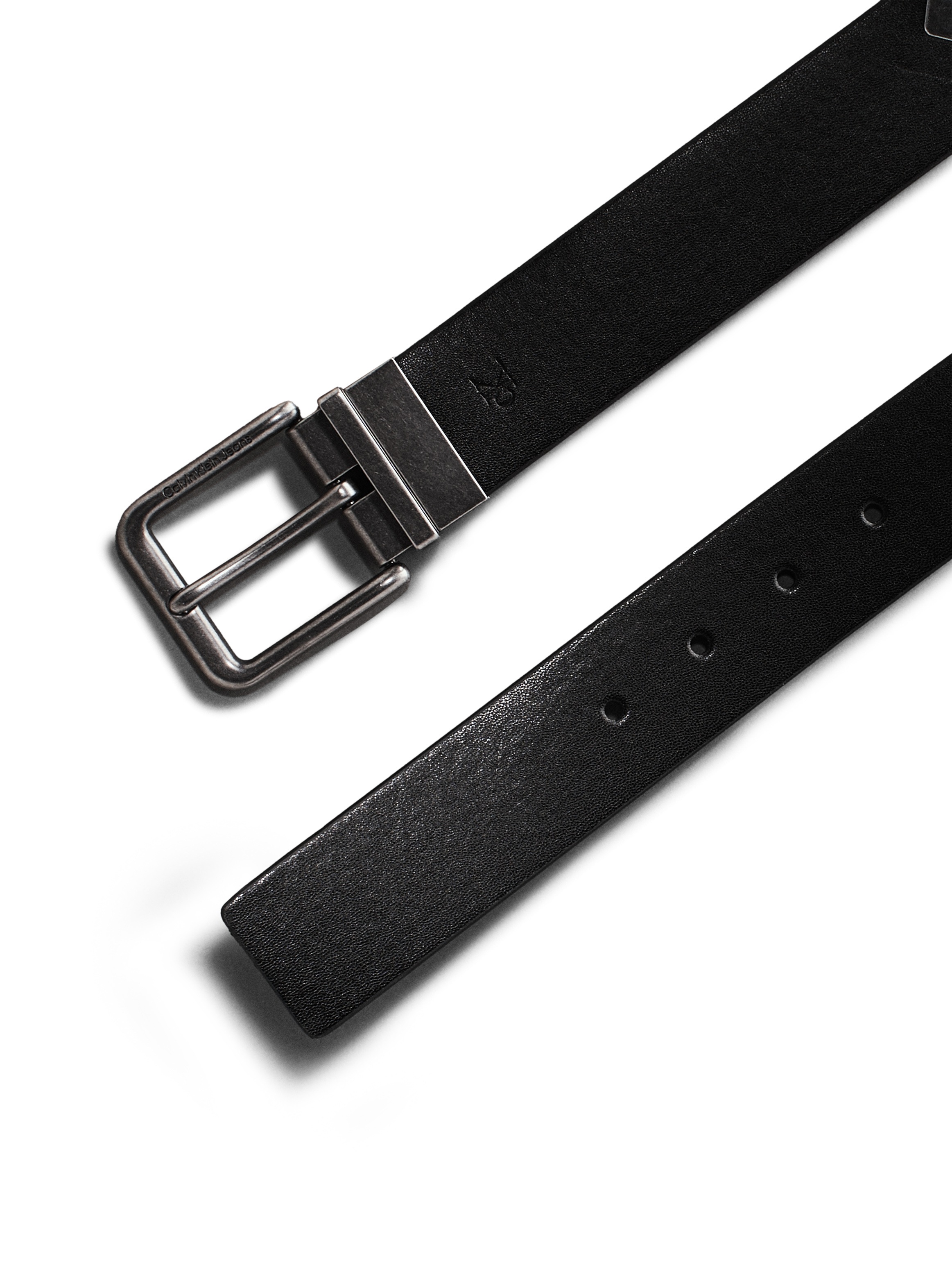 Calvin Klein Jeans Ledergürtel »CLASSIC CASUAL REV/ADJ BELT 35MM«, Logoprägung, weiches Haptik