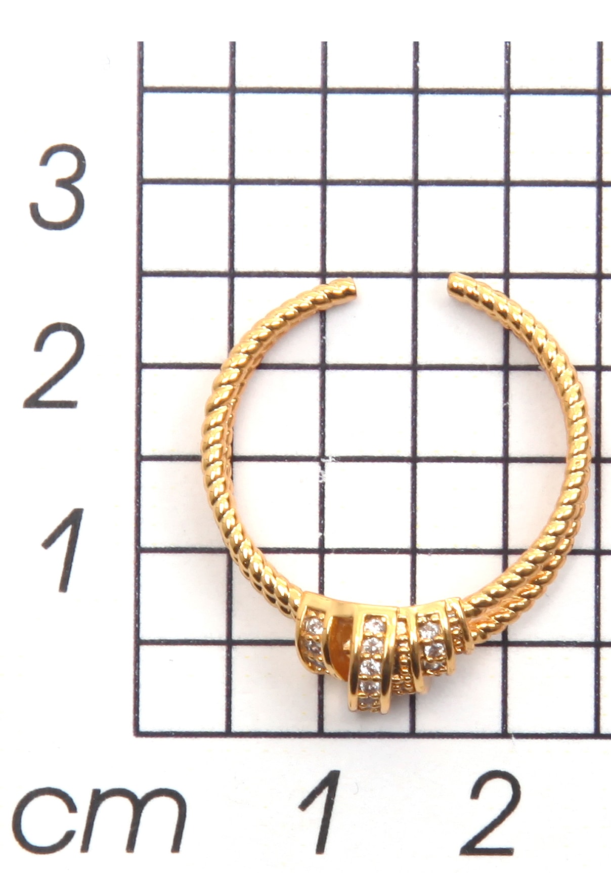 Firetti Fingerring »Ring gedreht glitzernd«, mit Glasstein