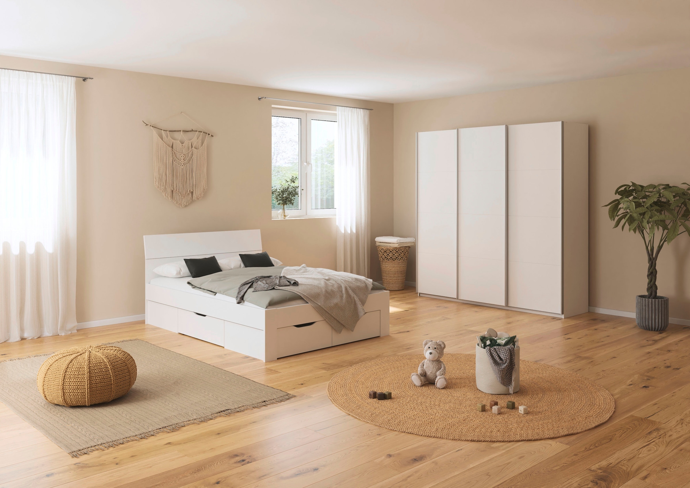 rauch Schwebetürenschrank »Kleiderschrank Schrank Garderobe AGORDO mit Dekor- oder Hochglanzfront« in drei Griff-Farben - NEU: Farbe SCHWARZ,  durchdachte Innenausstattung, in 4 Breiten und 2 Höhen MADE IN GERMANY