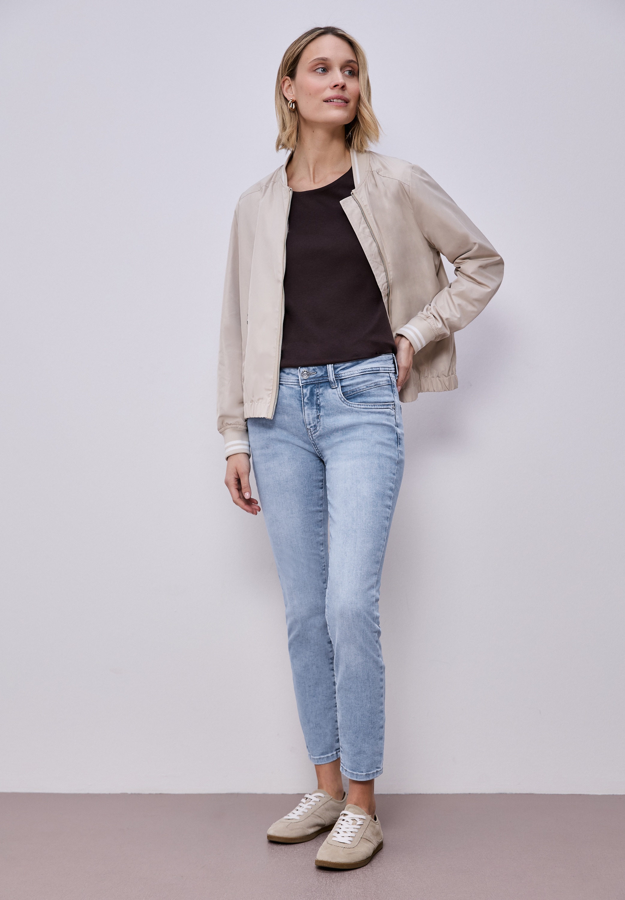 STREET ONE Slim-fit-Jeans »Style York« im Five-Pocket Style