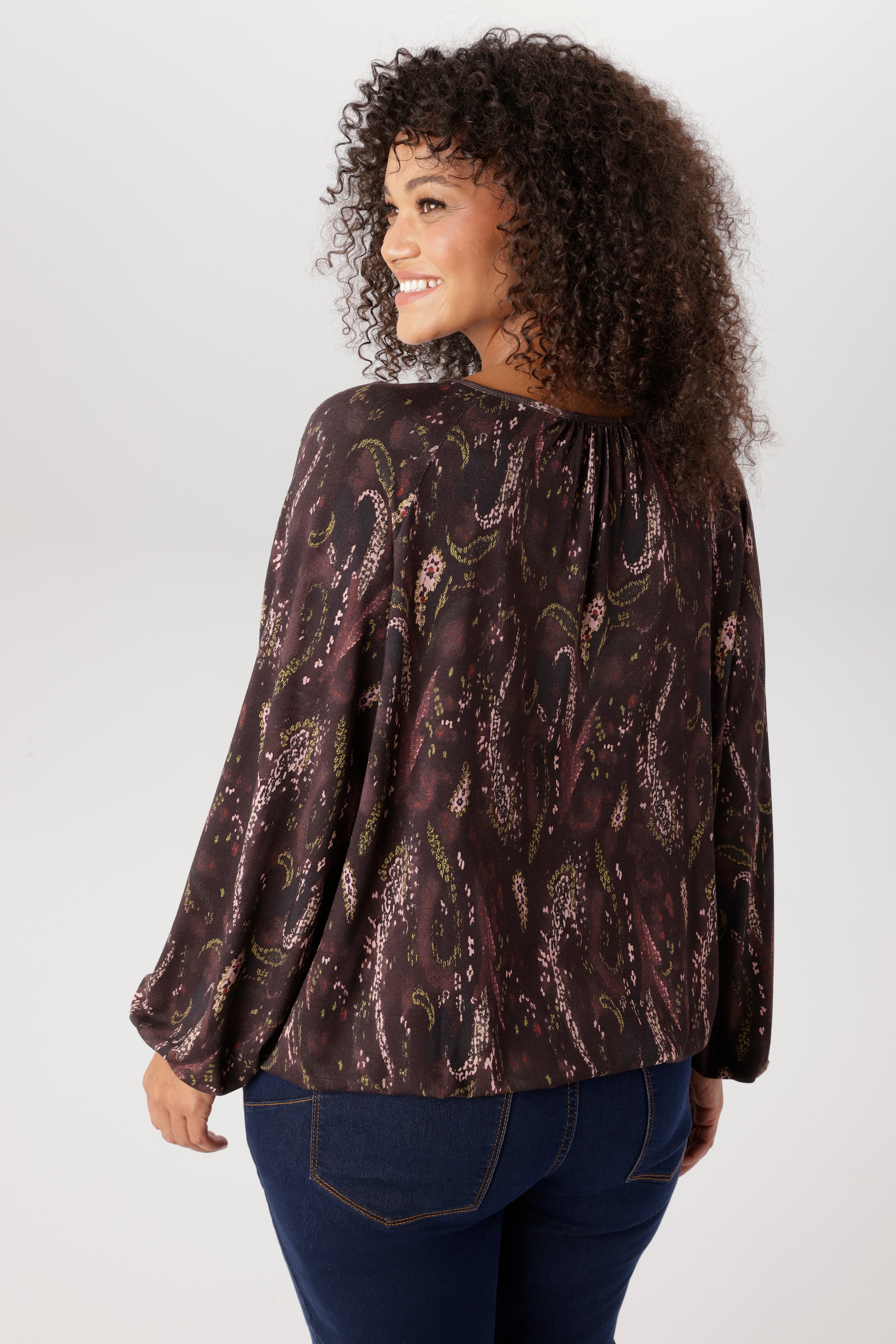 Aniston PLUS Langarmshirt in modischem Paisleydruck - NEUE KOLLEKTION