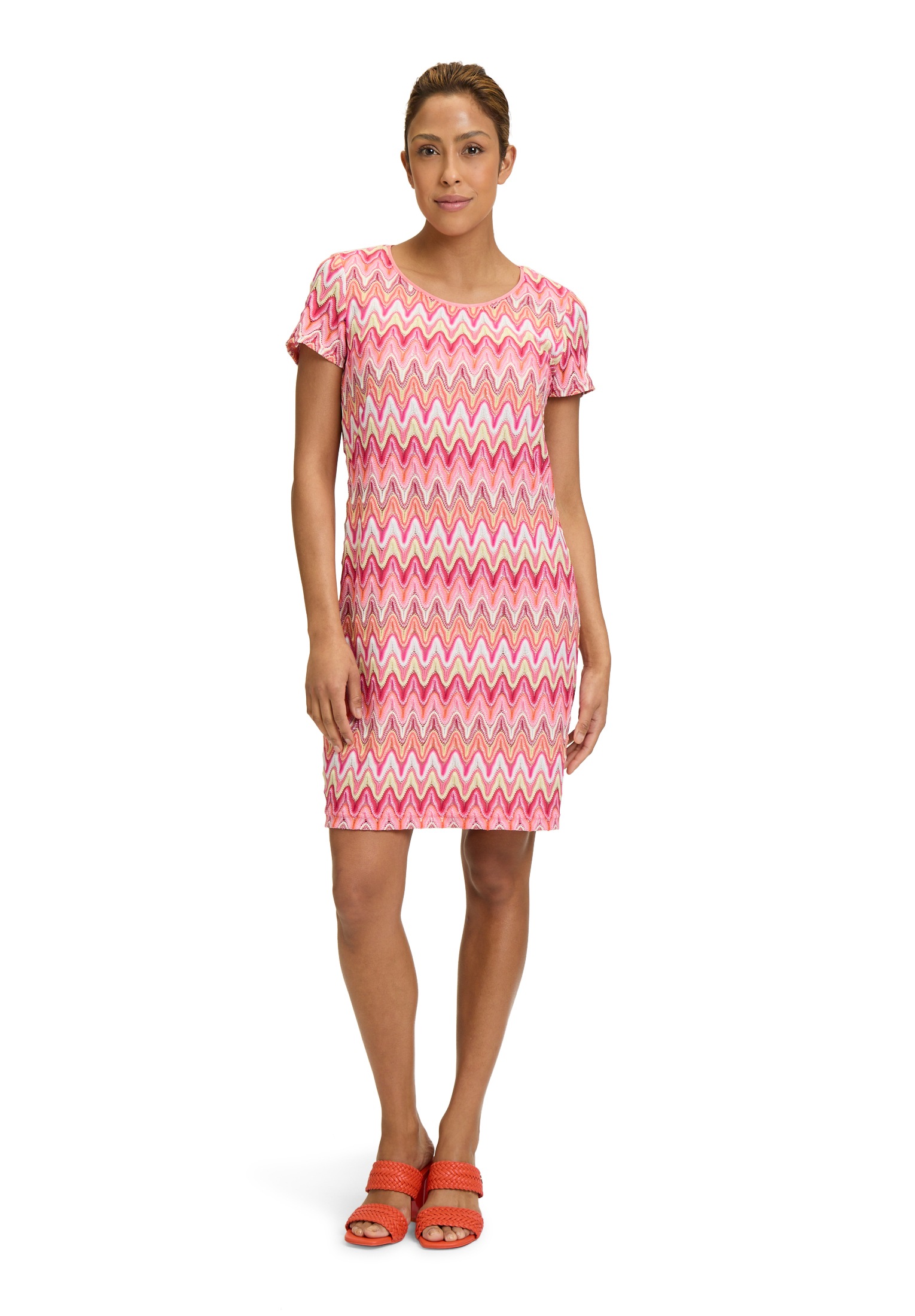 Betty Barclay Spitzenkleid »Spitzenkleid mit Rundhalsausschnitt«