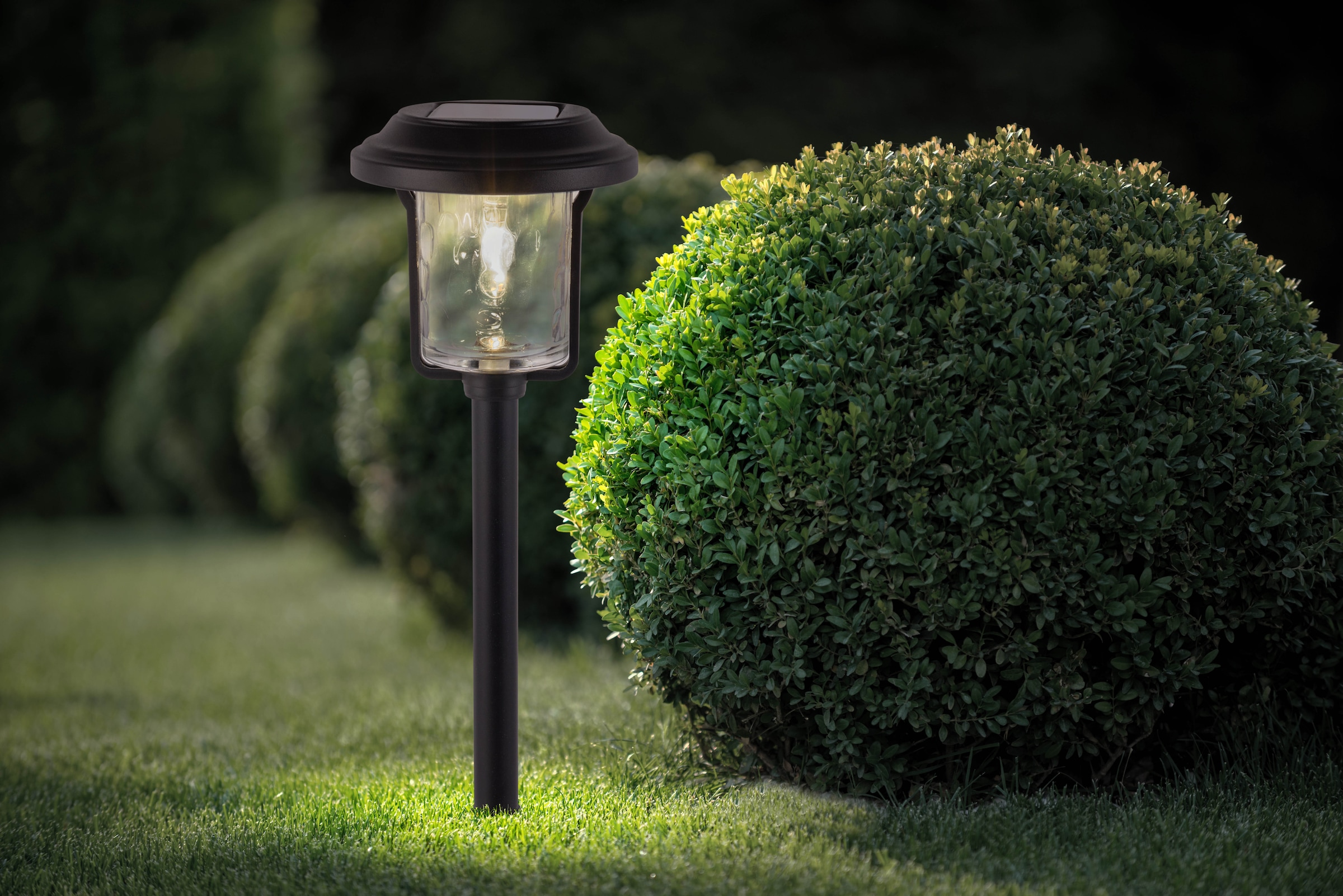 näve LED Solarleuchte »Simon« LED-Modul 1 Stk. Warmweiß Spieß schwarz, strukturierter Glasschirm , H: 54,7cm, Dämmerungssensor