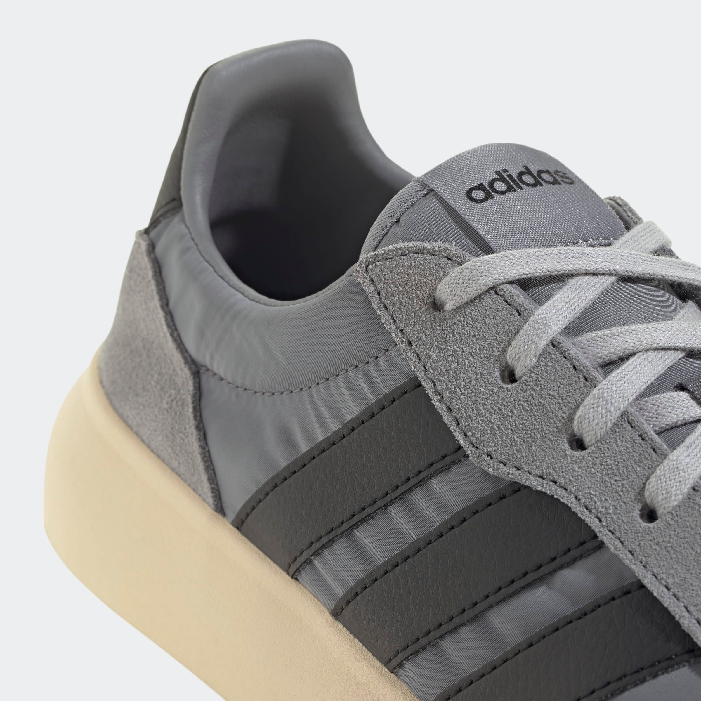 adidas Sportswear Sneaker »BARREDA DECODE«, Design auf den Spuren des adidas Handball Spezial