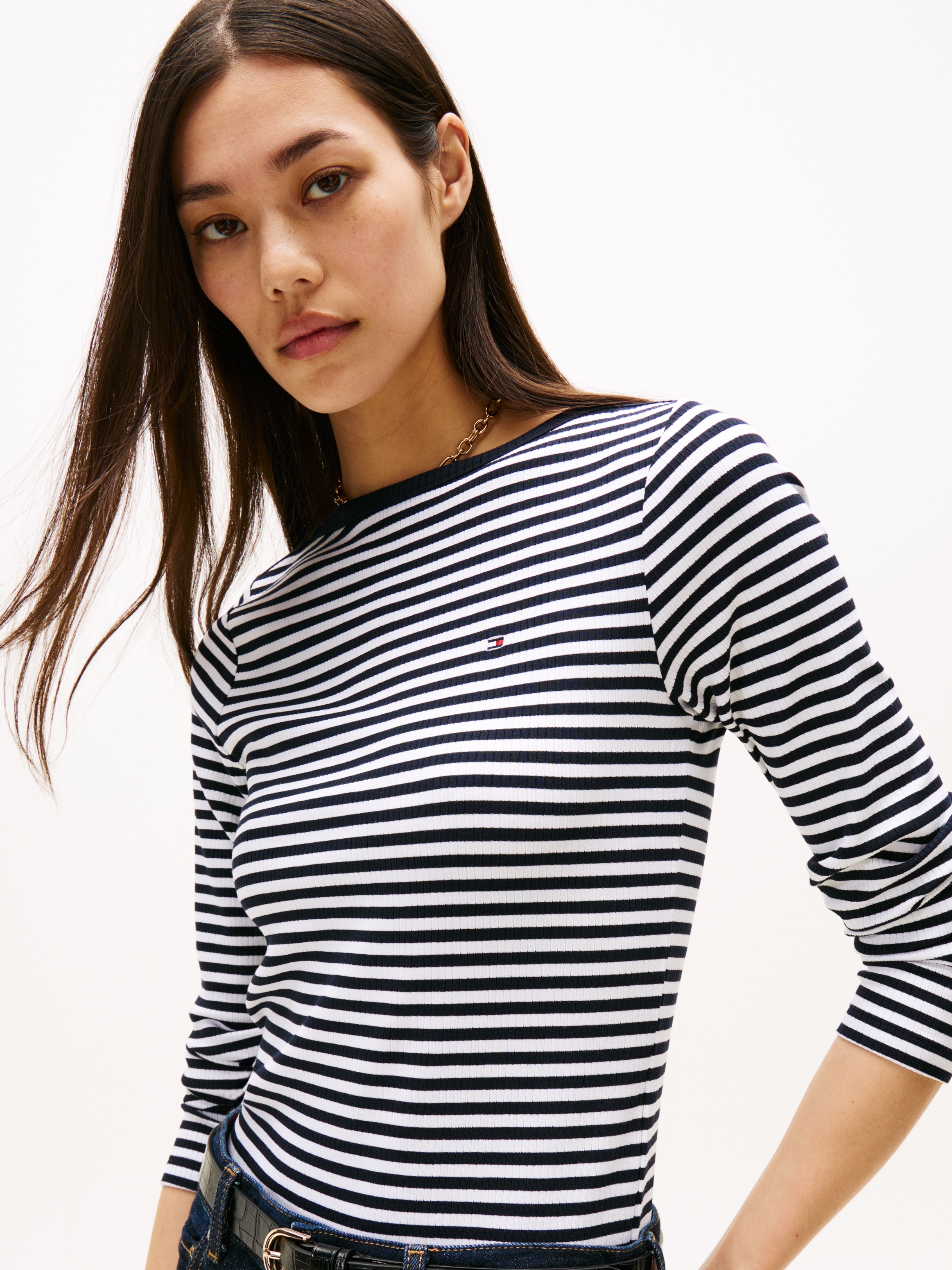 Tommy Hilfiger Langarmshirt »SLIM 5X2 RIB BOAT-NK LS mit U-Boot Ausschnitt und Rippstruktur«, unifarben, casual, slim fit, Viskosemix, U-Boot-Ausschnitt