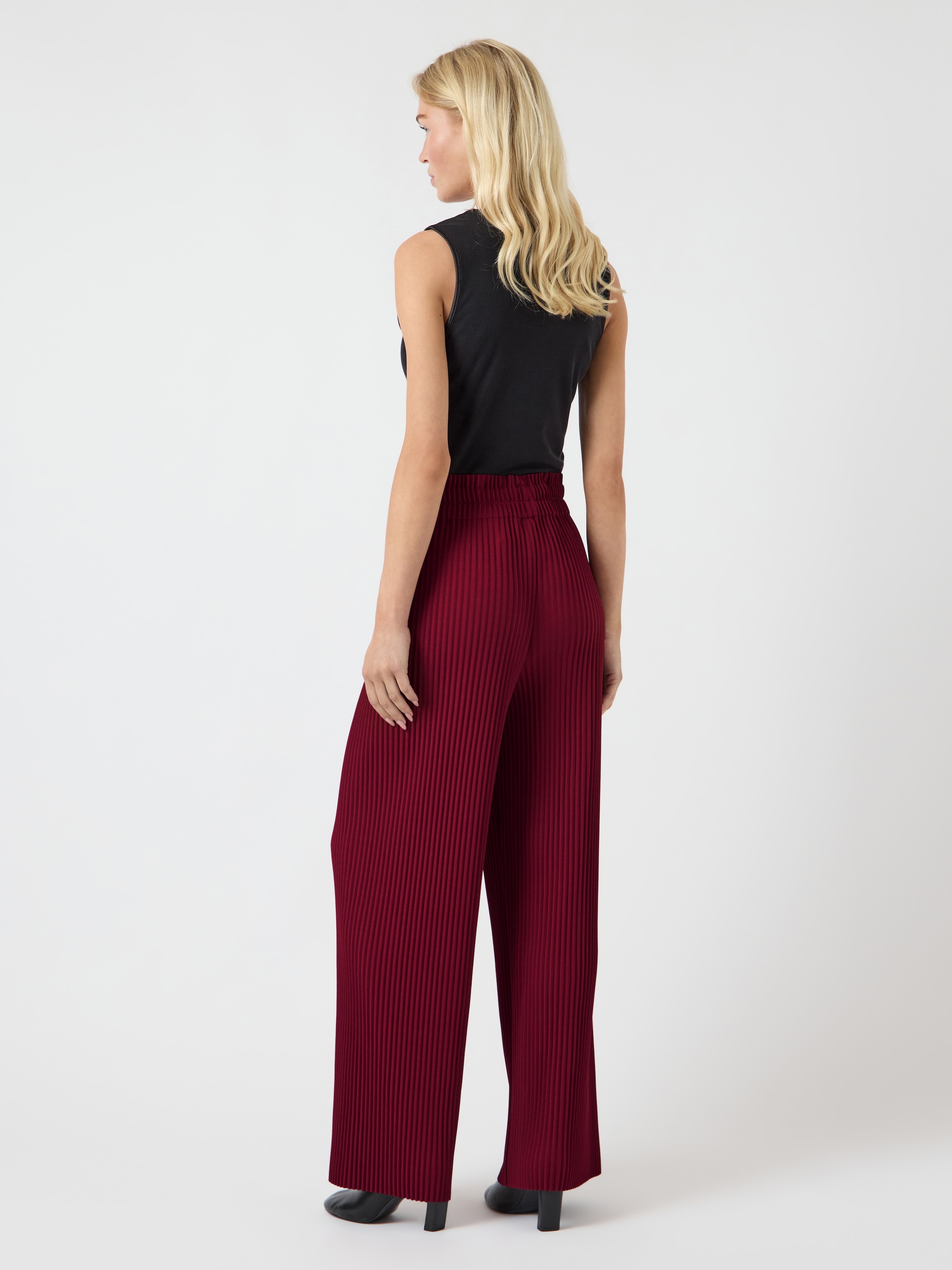 Y.A.S Schlupfhose »YASALISA HW PANT S. NOOS«, Sommerhose, mit Plisseefalten