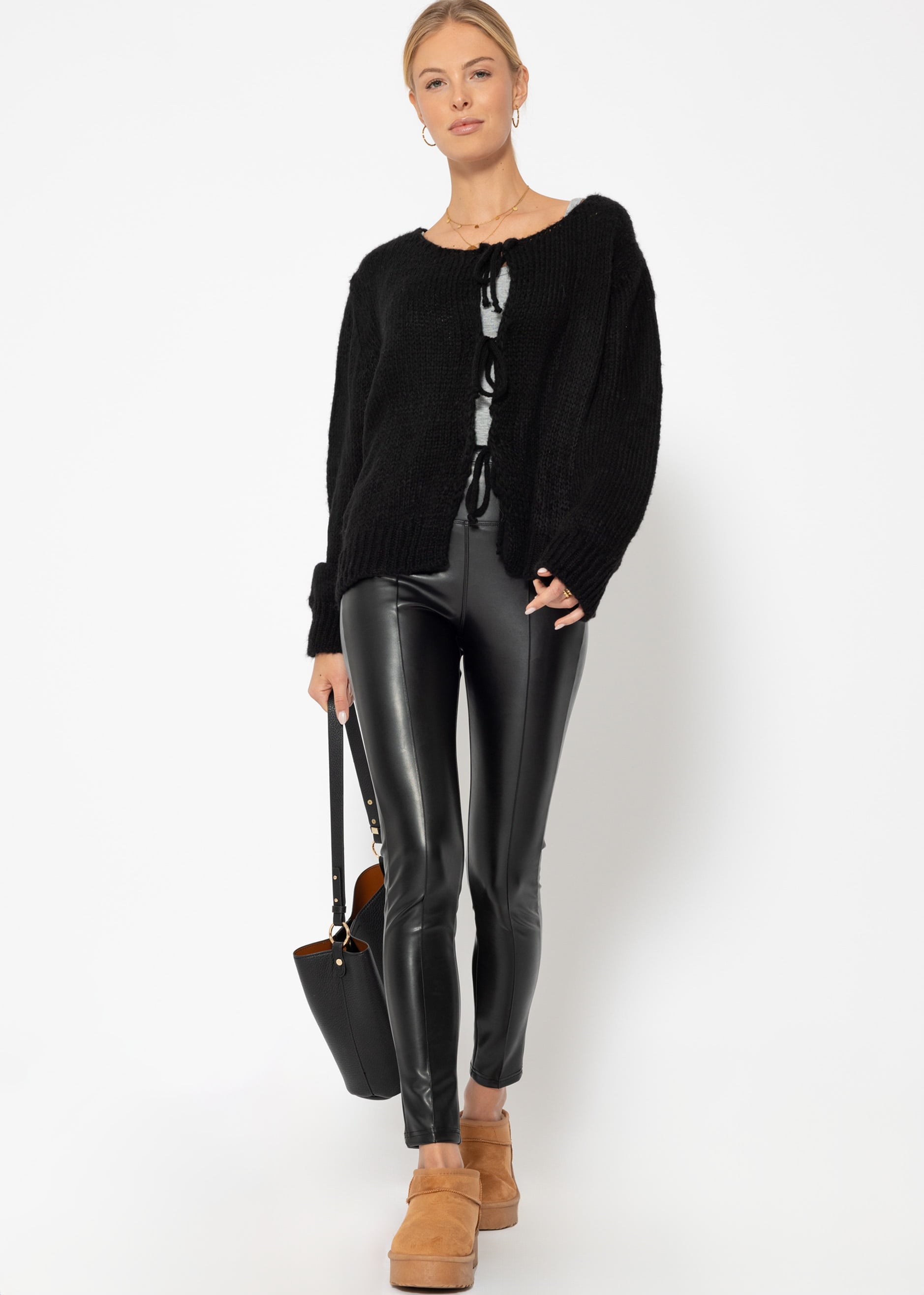 SASSYCLASSY Lederhose »High-Rise Thermo Kunstleder Leggings mit Biese«  Kunstleder High- Rise Leggings Damen Schwarz mit Biesennaht