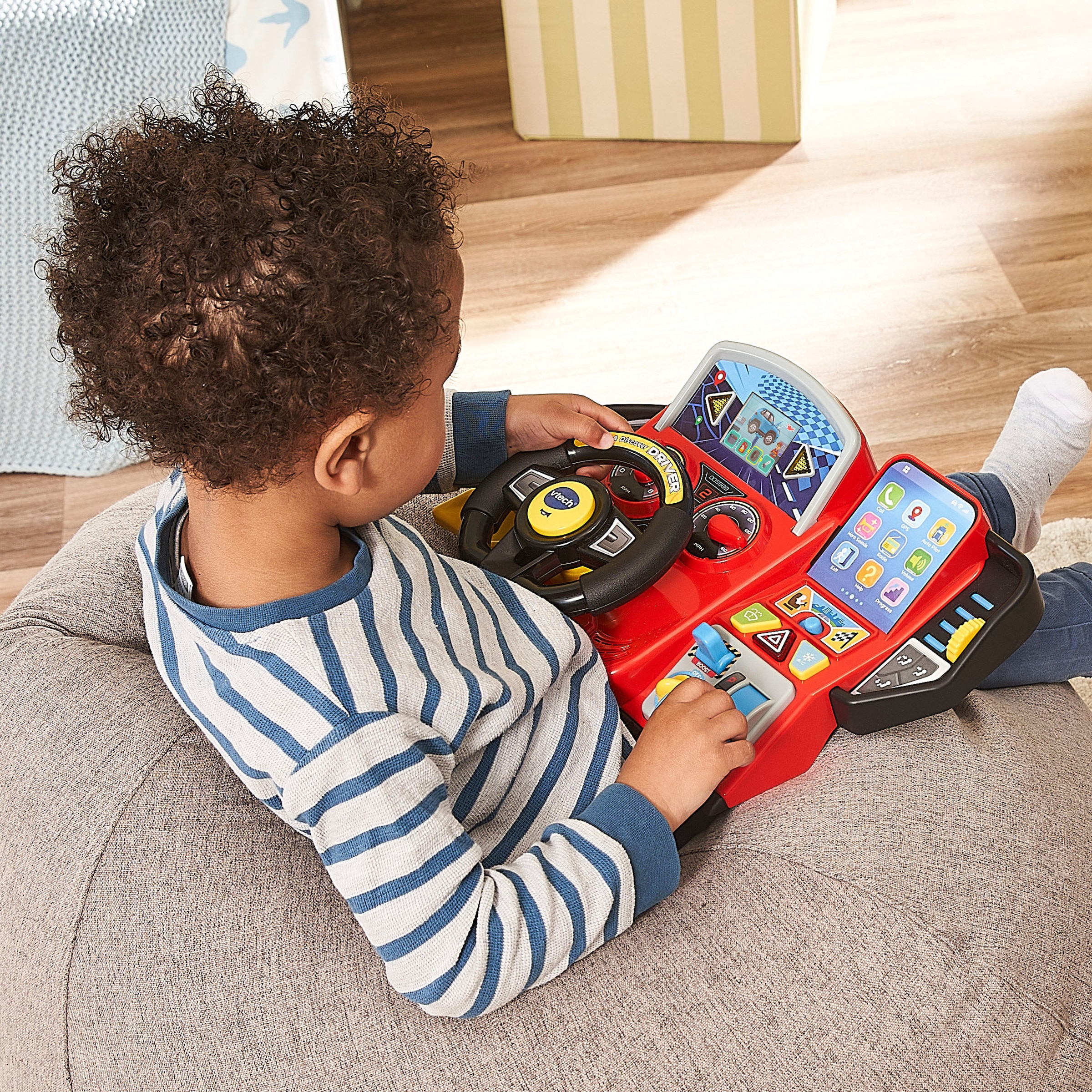 Vtech® Lernspielzeug »Abenteuer Lernlenkrad«, mit LCD-Farbbildschirm