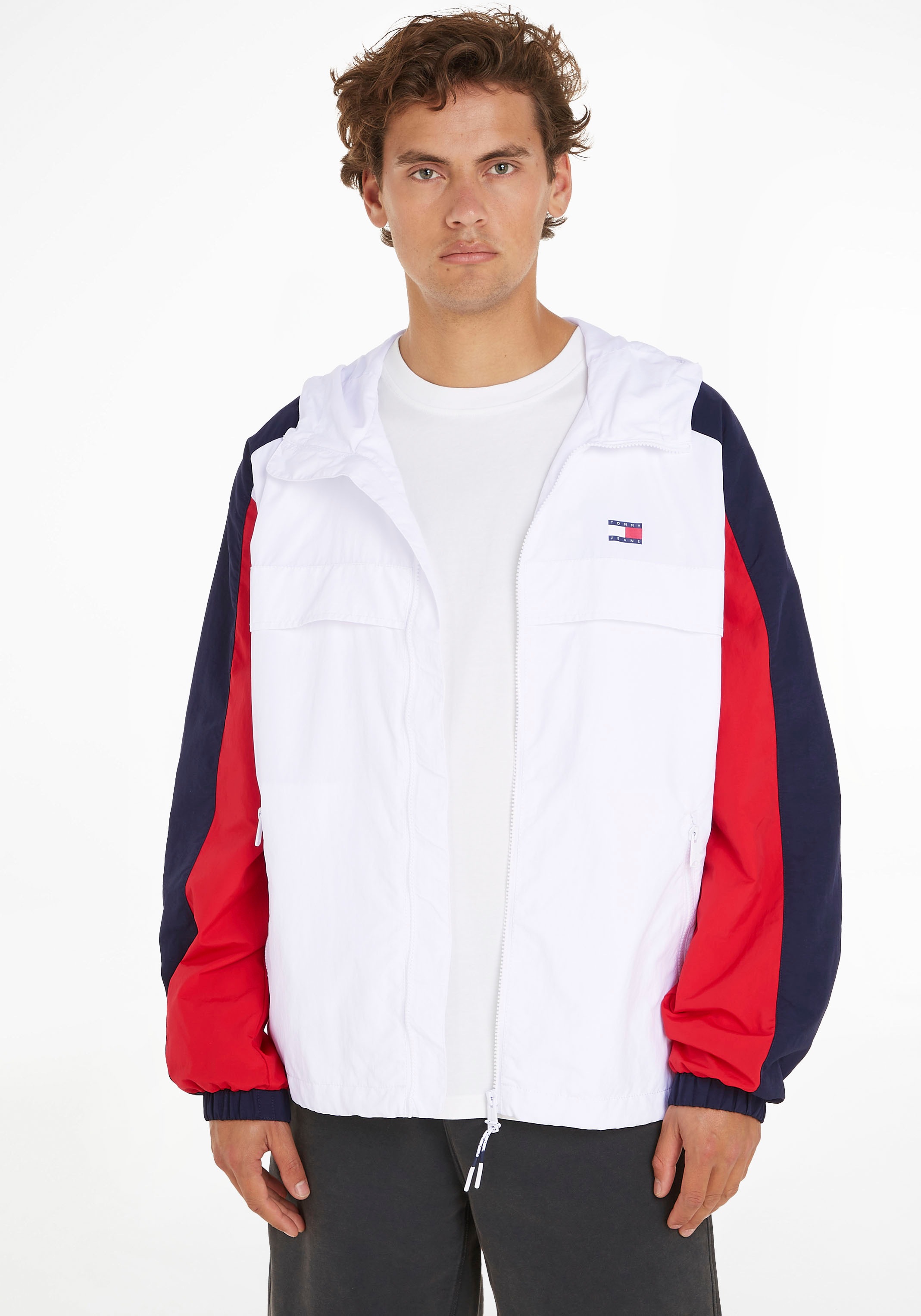 Tommy Jeans Plus Windbreaker »TJM CHICAGO CLBK WINDBREAKER EXT«, mit Kapuze, Große Größen
