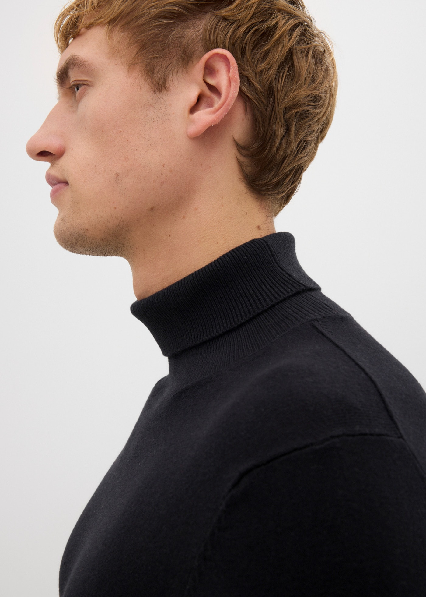 bonprix Rollkragenpullover eleganter Stil, aus Baumwolle und Wolle, Slim Fit Passform