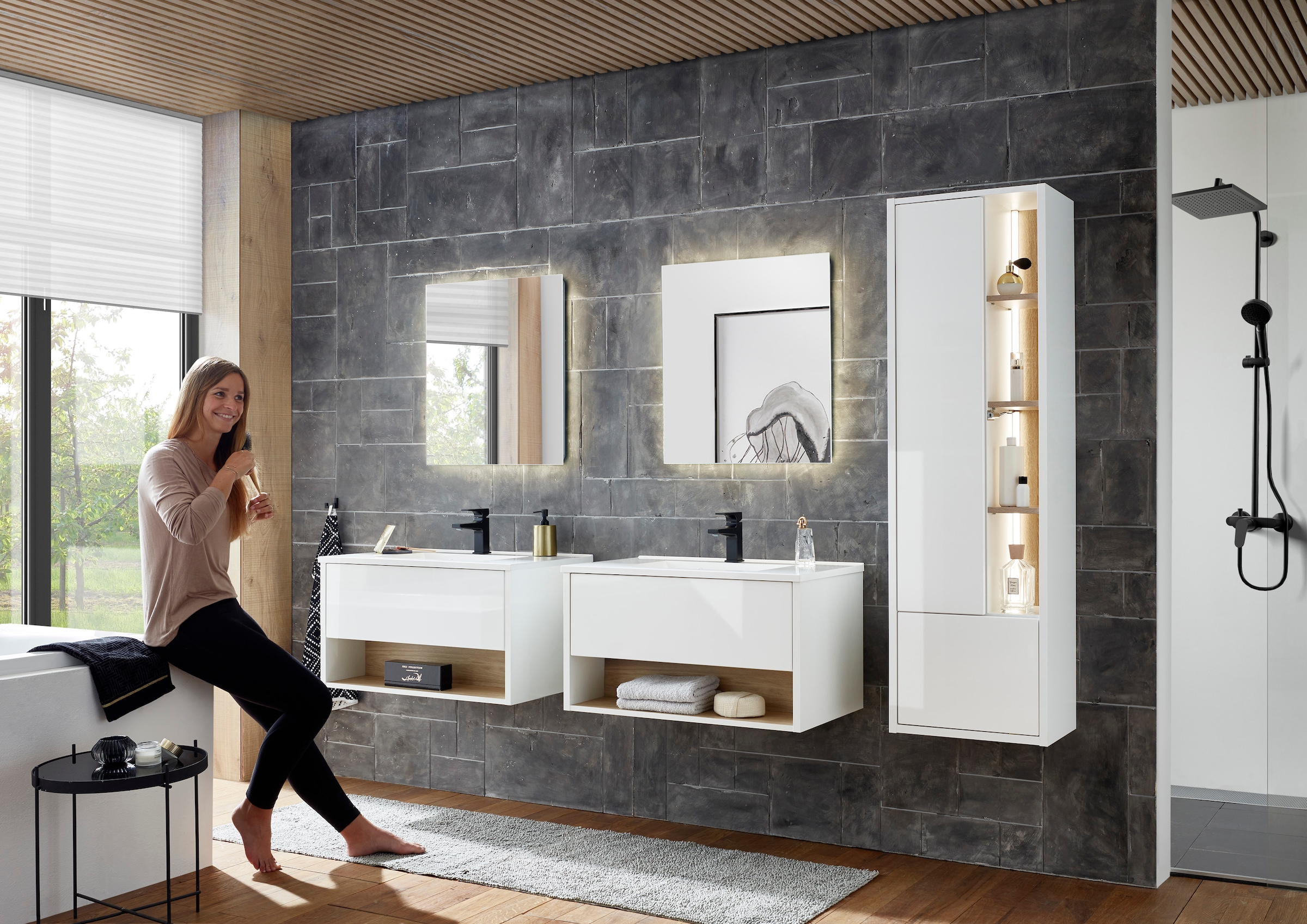 Places of Style Badmöbel-Set »Studio Line, Bad im modernen Design, 5-teiliges Badezimmer«, (5 St.), Schrank, Waschtisch und Spiegel, in zwei Farben verfügbar, Stauraum