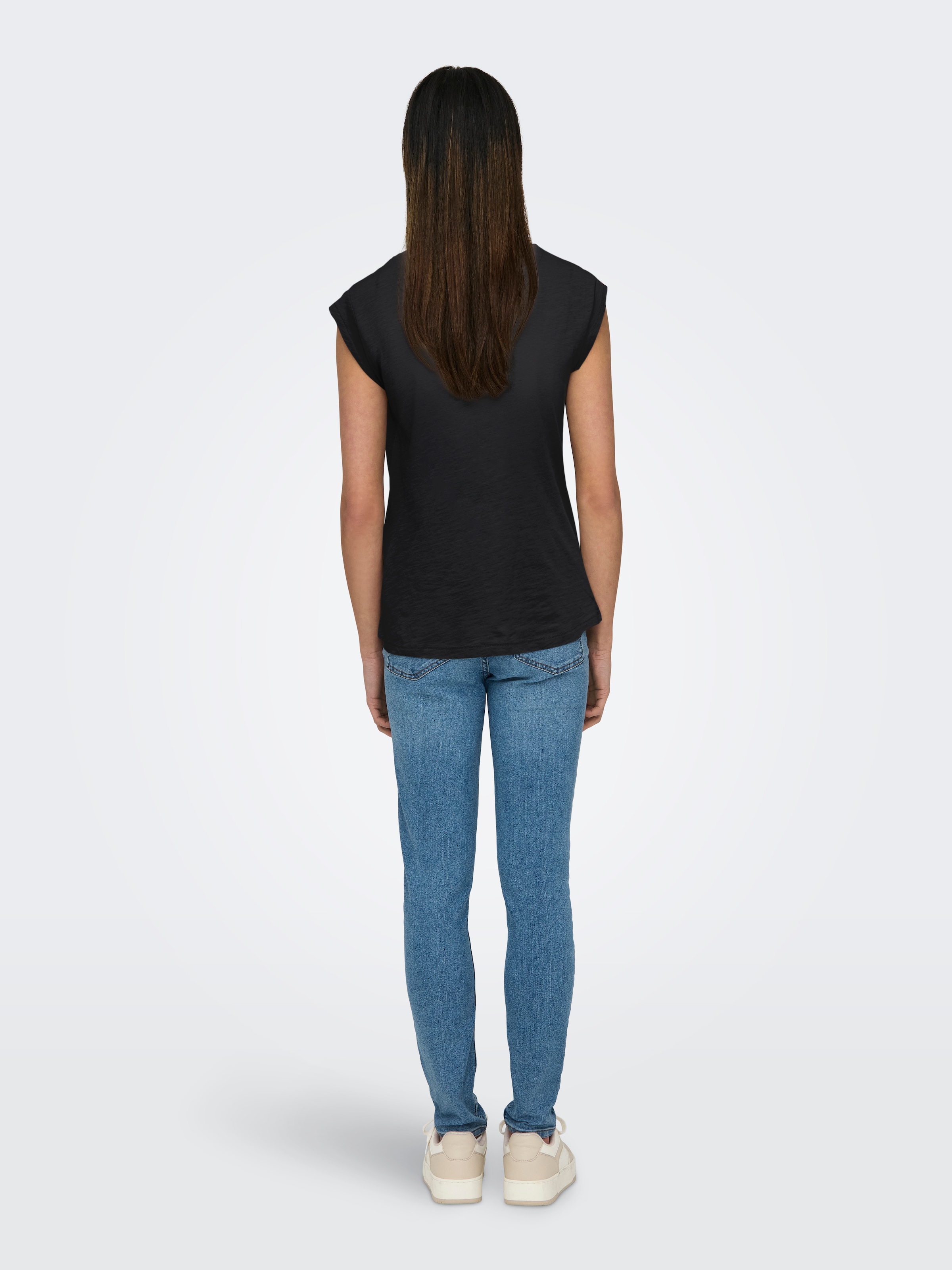 ONLY Kurzarmshirt »FEEL/FEATHERS TOP BOX CS JRS«