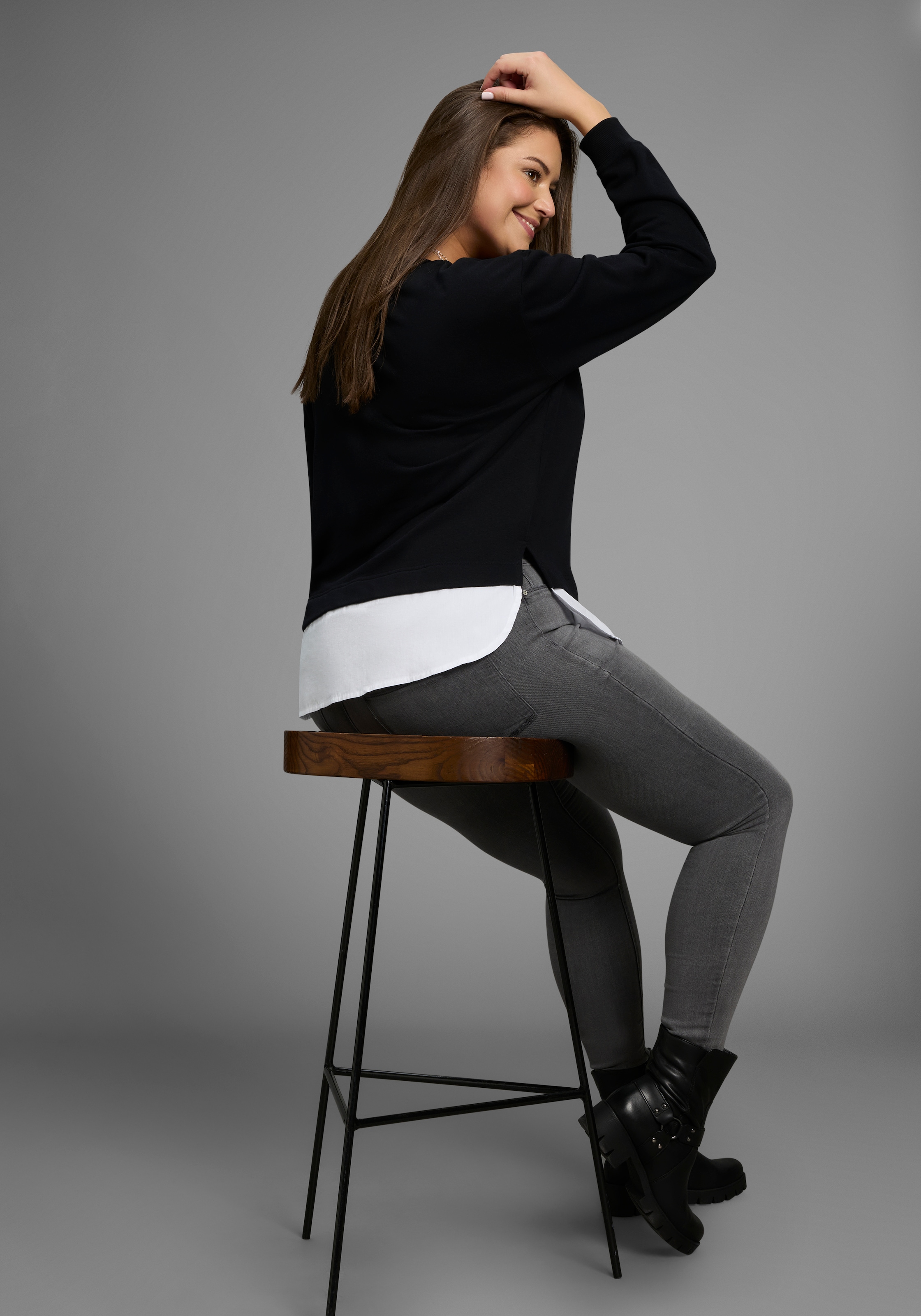 Laura Scott CURVE Sweatshirt , mit gepflegtem Bluseneinsatz - GROSSE GRÖSSE
