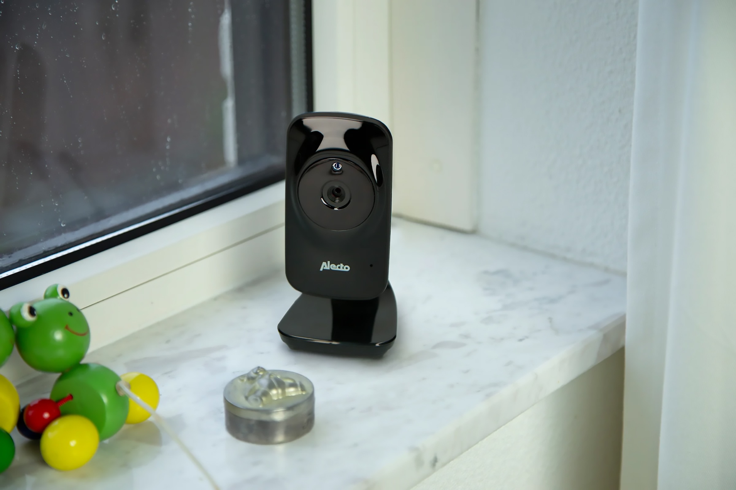 Alecto Video-Babyphone »DVM71 black«, (2 tlg.), 2.4" Farbdisplay, Schlaflieder und Temperaturanzeige