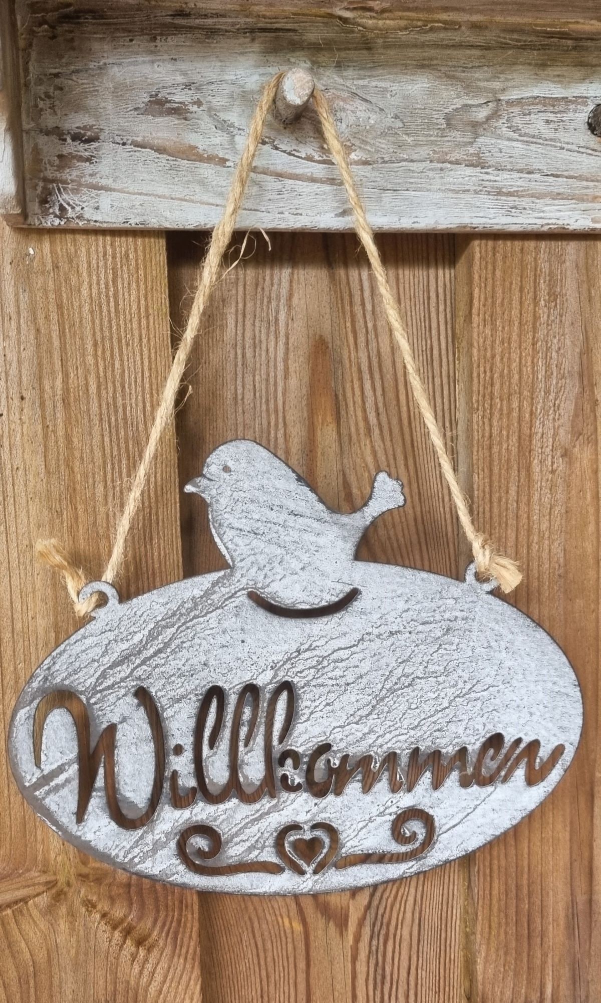 Ambiente Haus Gartenstecker »Willkommen Schild mit Vogel (B) 20cm« zum Aufhängen mit Schnur für Innen- u. Außenbereich