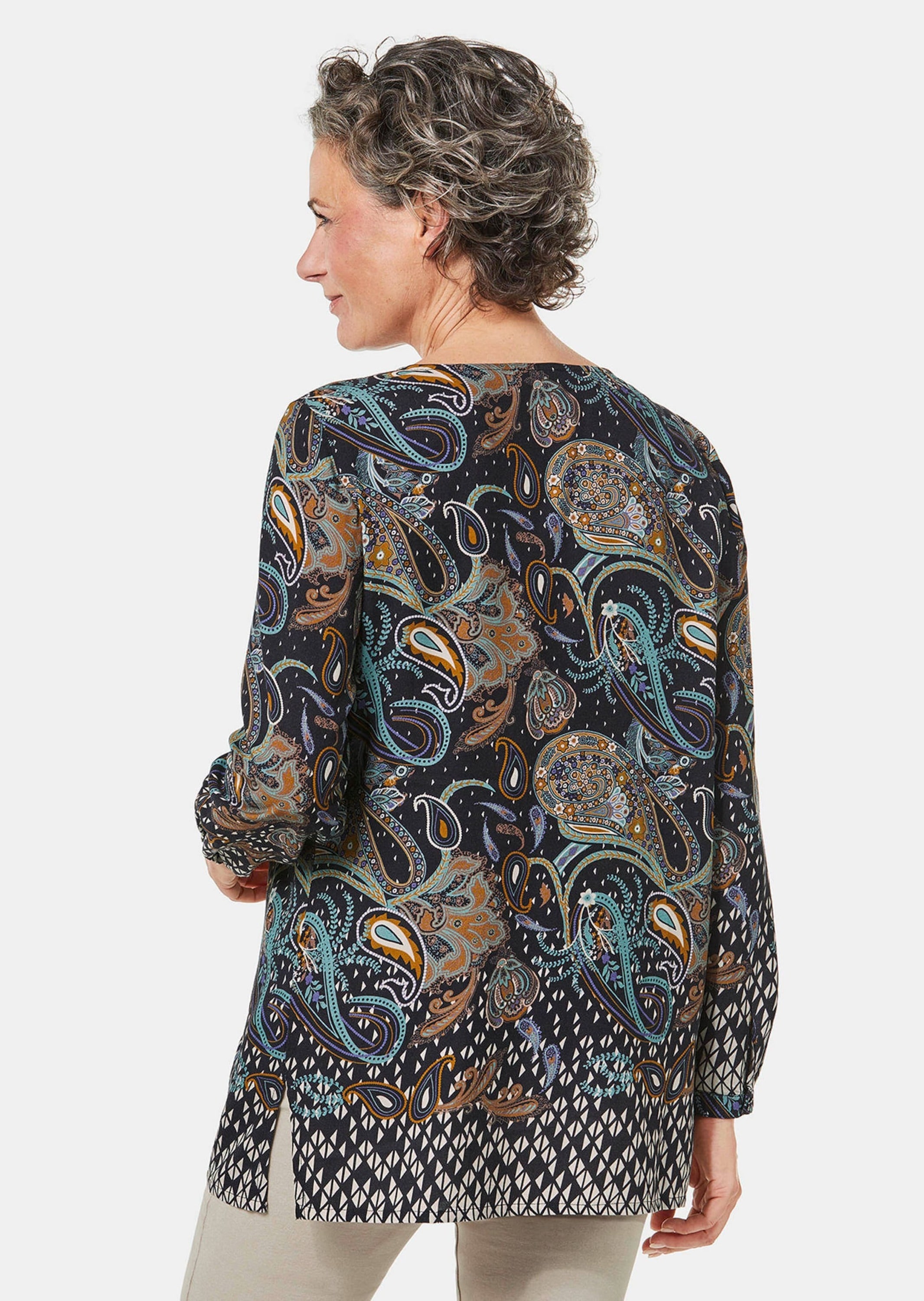 GOLDNER Druckbluse »Kurzgröße Farbbrillante Druckbluse mit liebevollen Details«