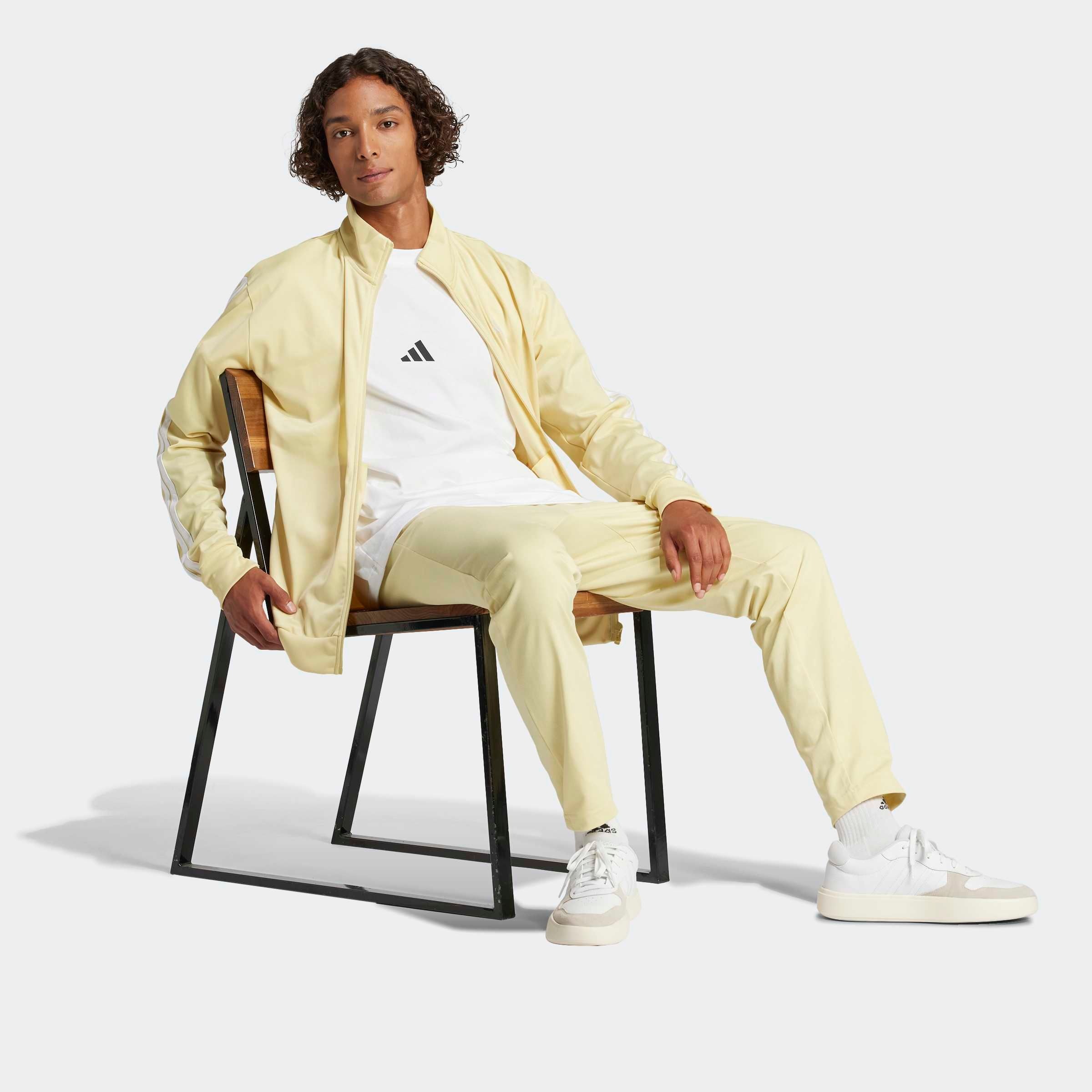 adidas Sportswear T-Shirt »FUTURE ICONS SMALL LOGO« sportlicher Stil, Kurzarm, mit kleinem 3-Streifen Logo
