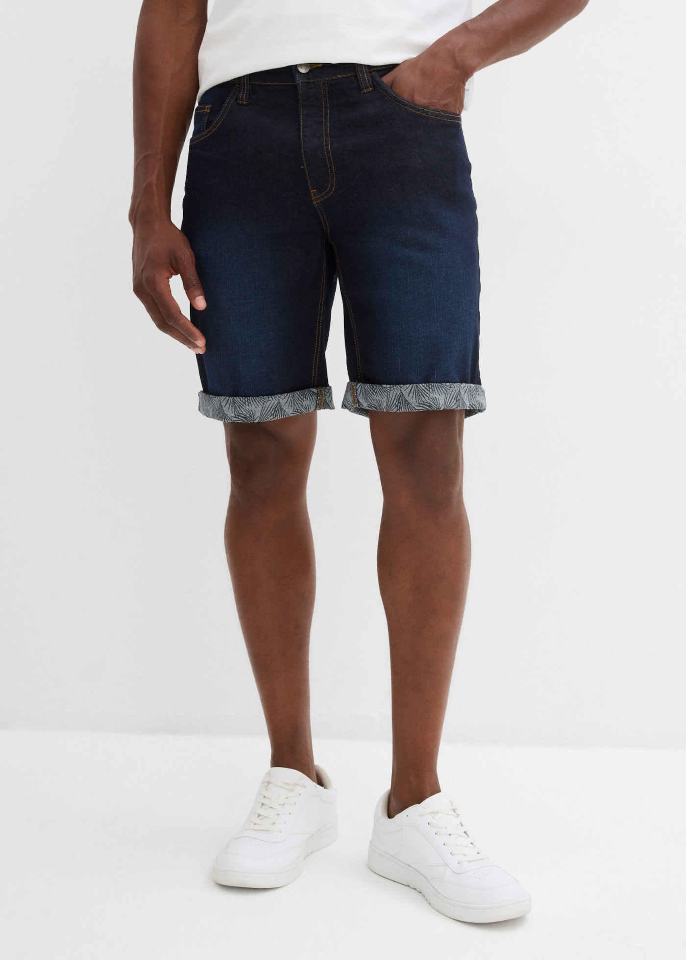 bonprix Bermudas  aus Baumwolle und Elasthan, mit Stretch-Material, reguläre Passform