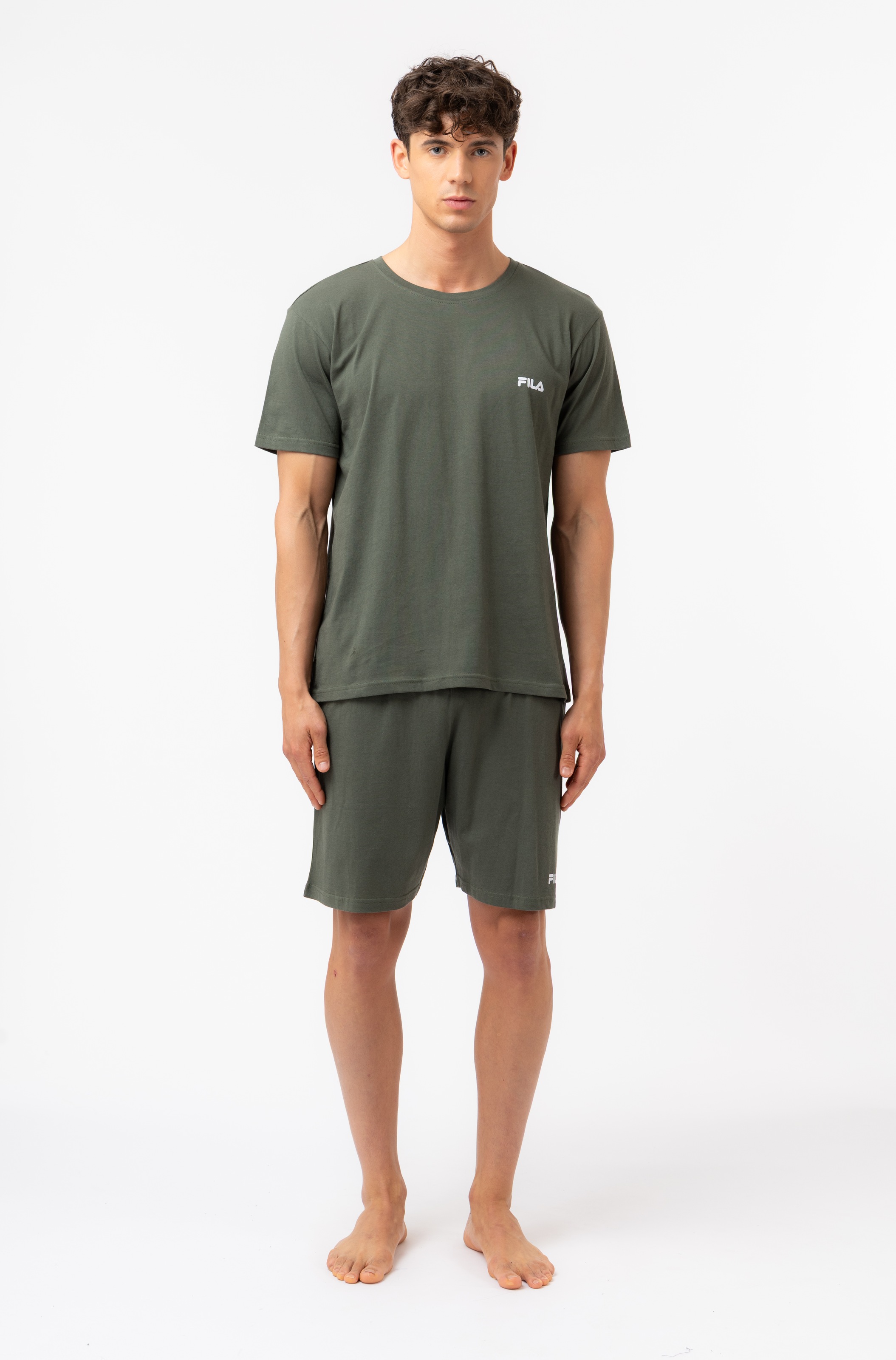 Fila Schlafanzug »MAN JERSEY PYJAMAS« 2 T-Shirt und kurze Hose mit Gummizug