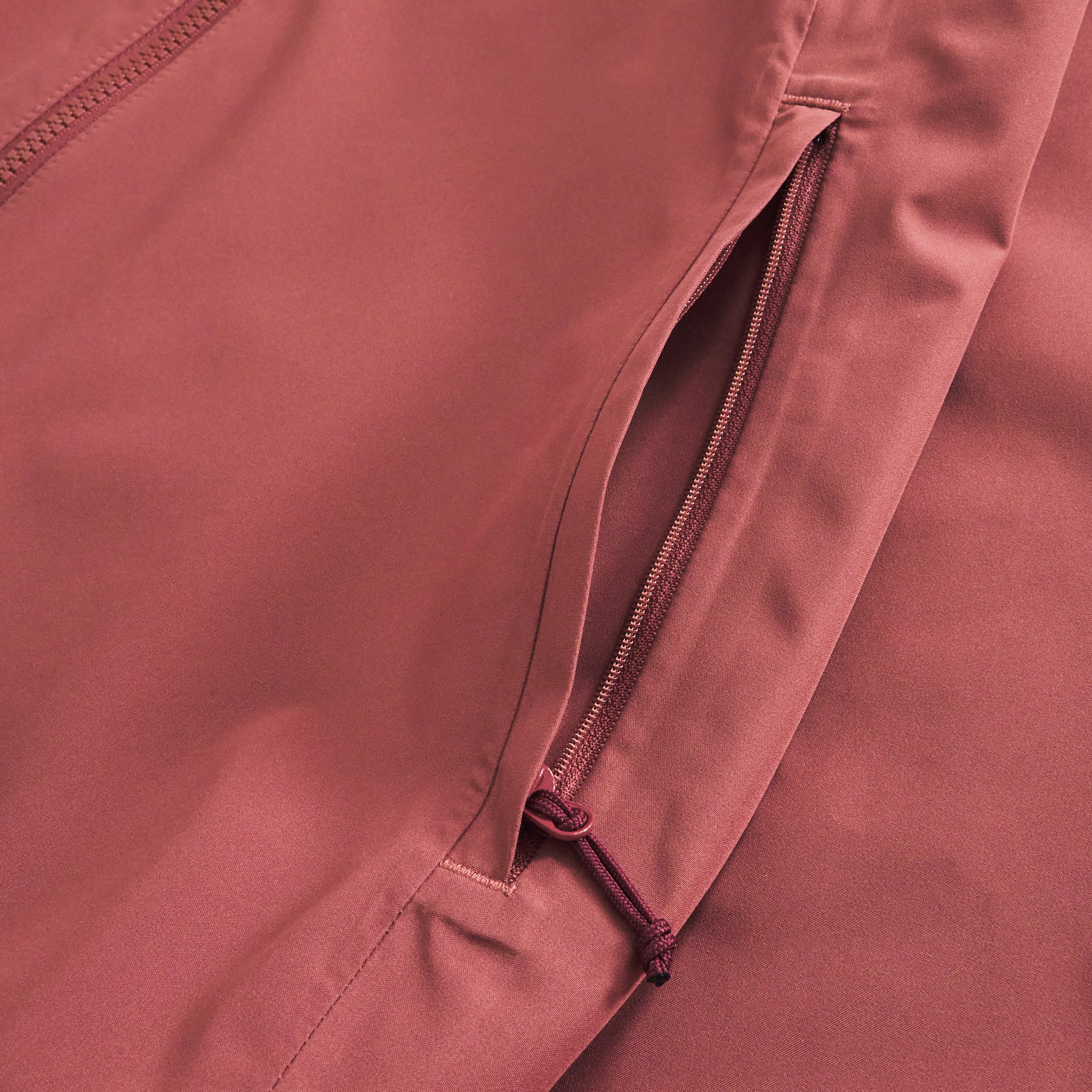 Berghaus Funktionsjacke »W DELUGE PRO 3.0 JKT« für Sport und Outdoor-Aktivitäten, atmungsaktiv, mit Sturmklappe