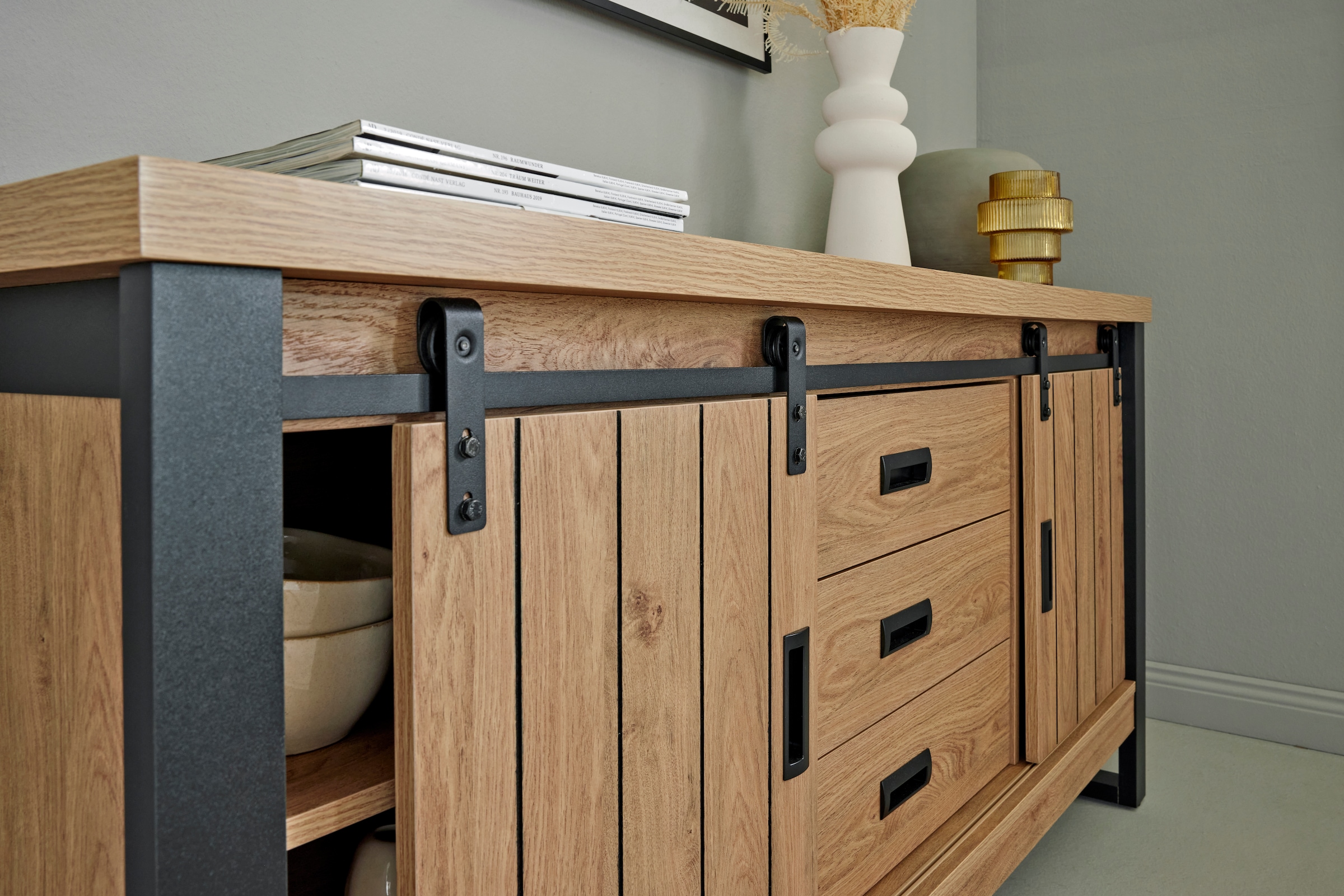 Jahnke Sideboard »SLIDE SBS 150«, (1 St.), Sideboard mit 2 Schiebetüren, Metallgestell, Breite ca. 150cm
