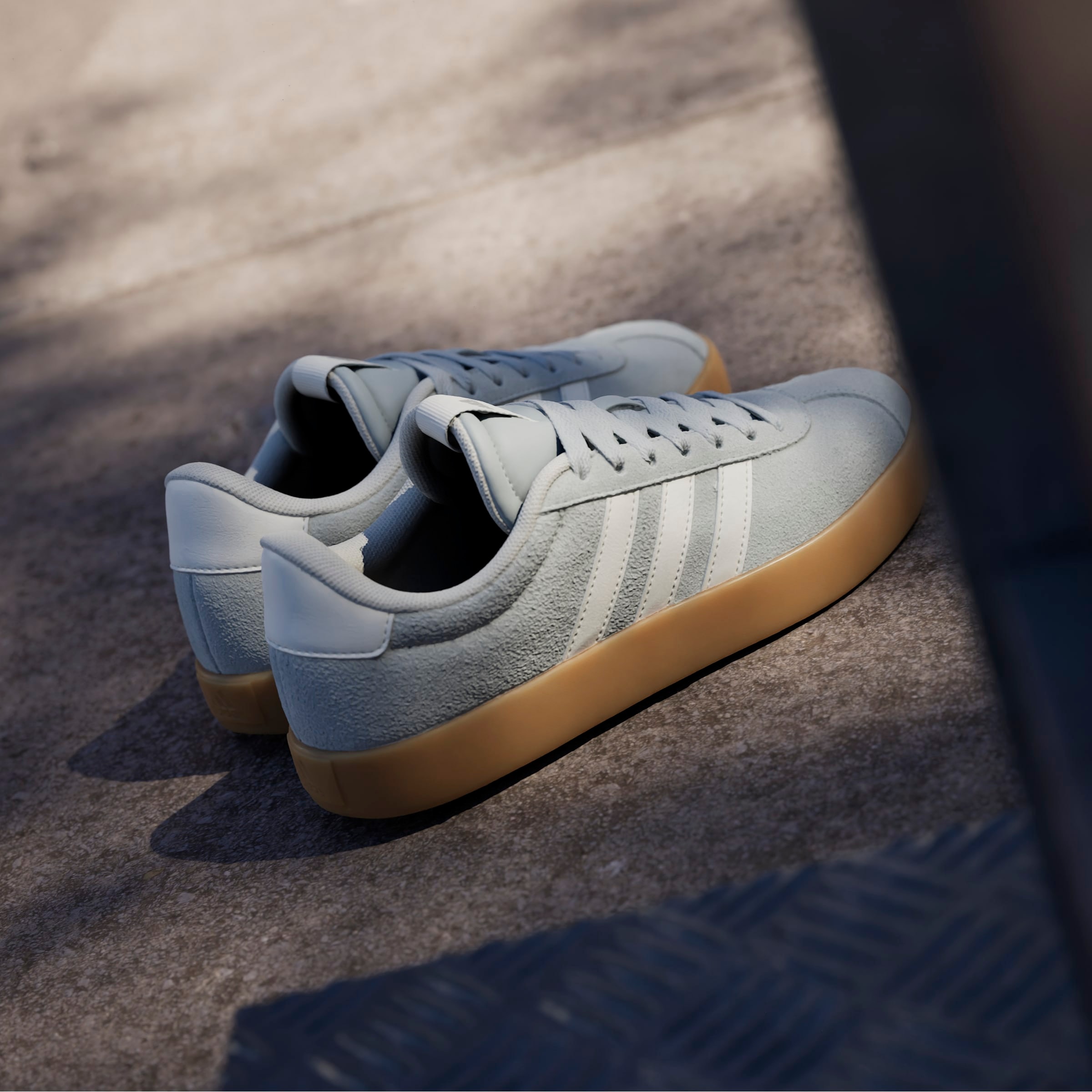adidas Sportswear Sneaker »VL COURT 3.0«  inspiriert vom Design des adidas samba