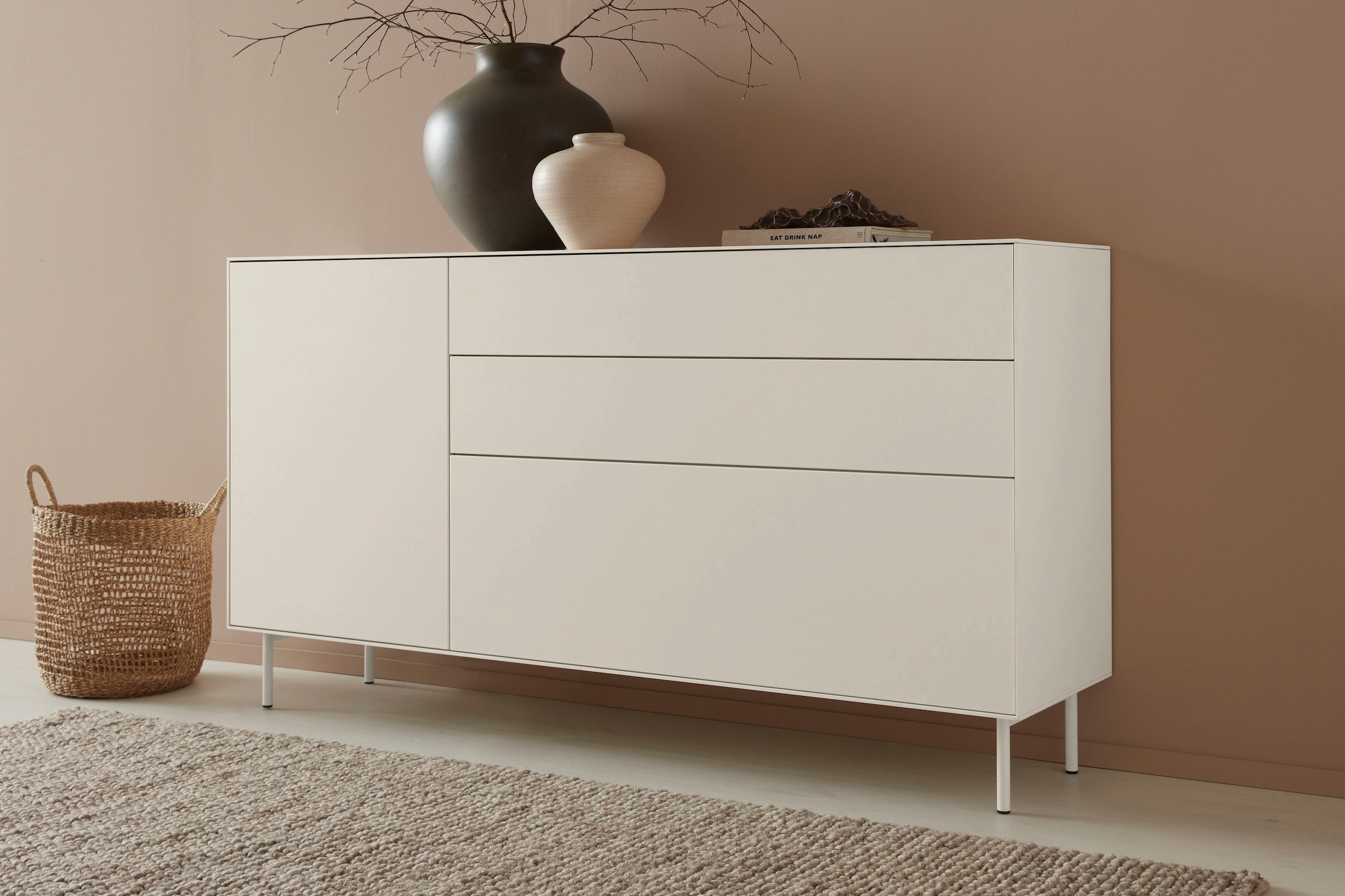 Sideboard »Essentials«, Breite: 167cm, MDF lackiert, Push-to-open-Funktion