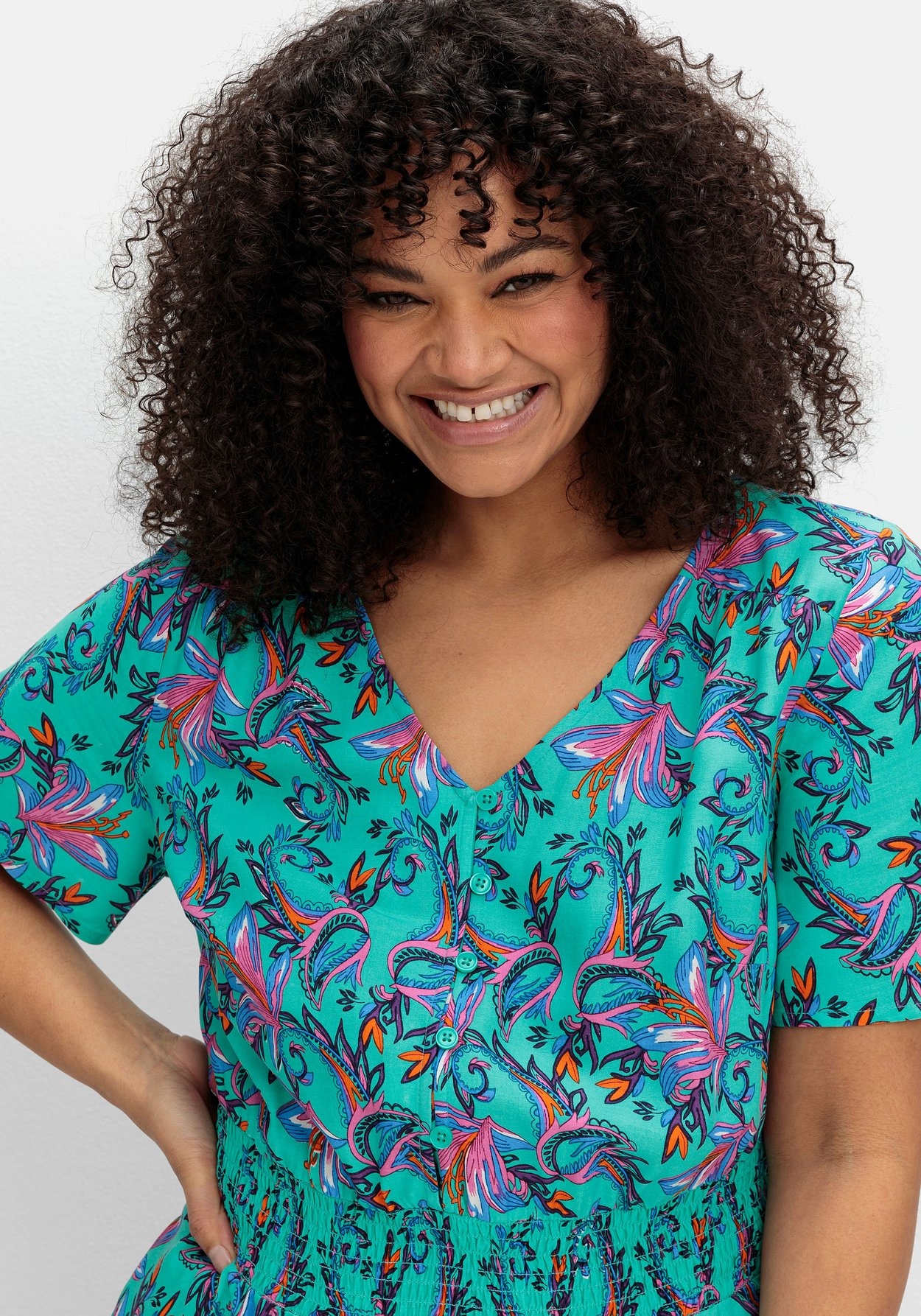 Sheego Maxikleid »Maxikleid mit Blumendruck und Taillen-Smokbund«