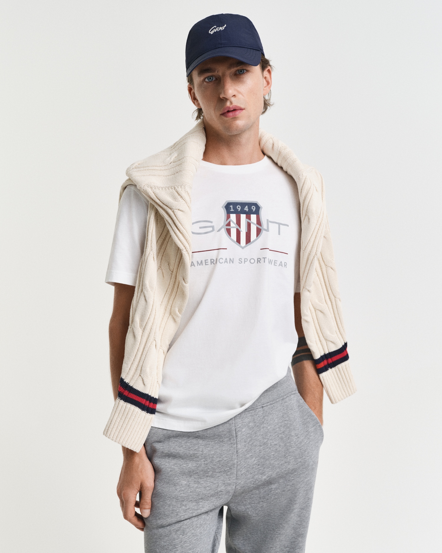 Gant T-Shirt »REG ARCHIVE SHIELD SS T-SHIRT«, mit Logodruck auf der Brust