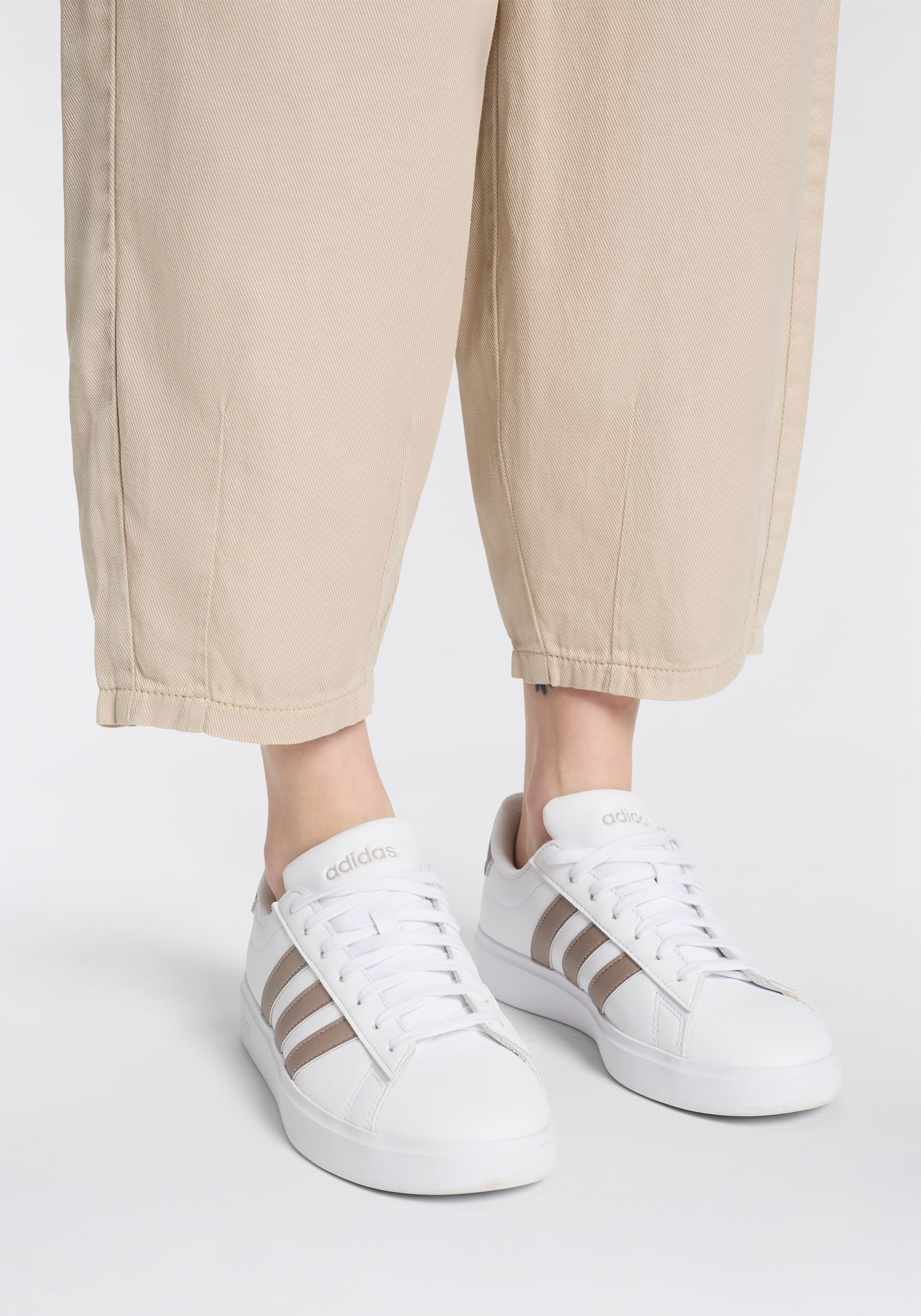 MAC Stoffhose »BAY 2.3 relaxed«  mit elastischem Bund und Bindeband