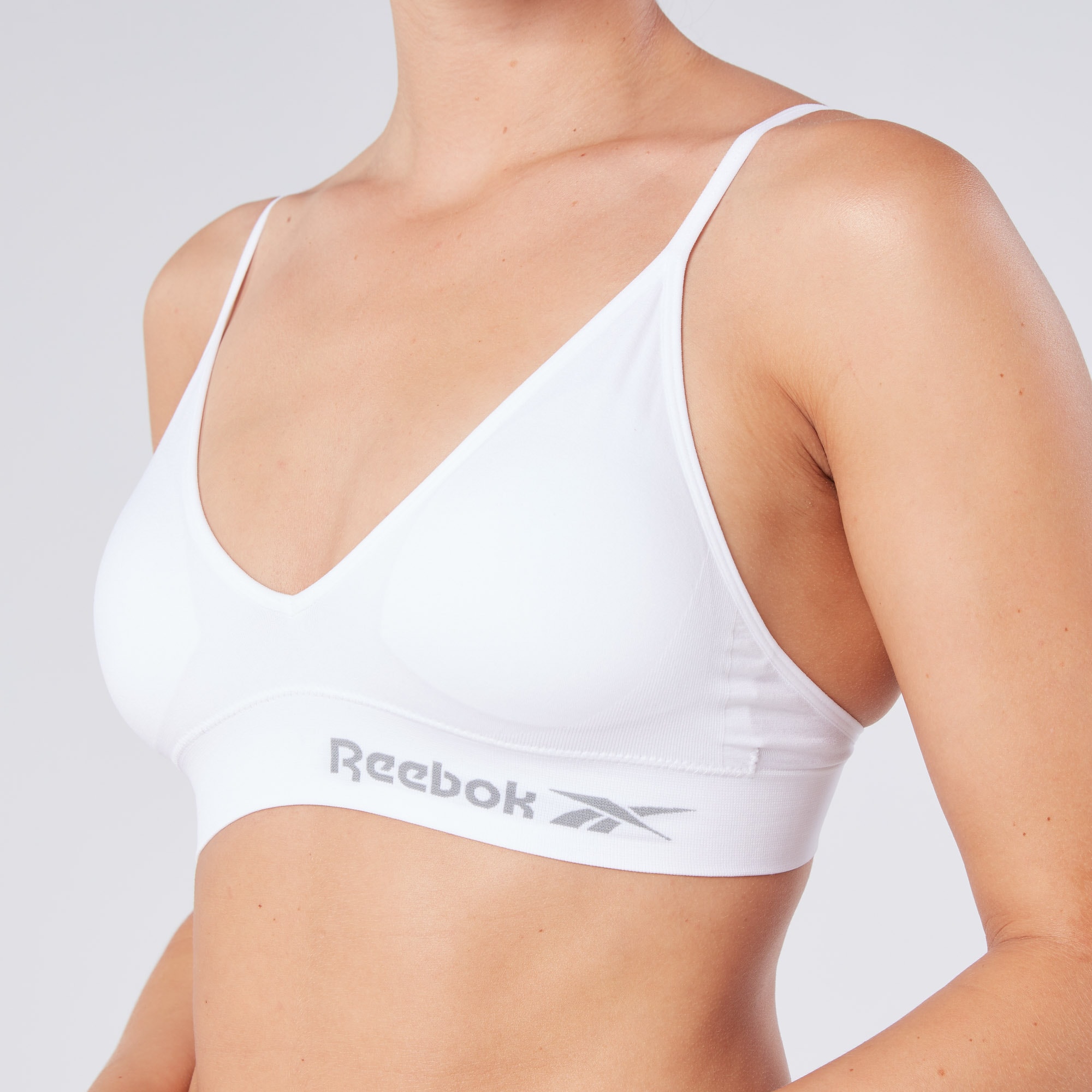 Reebok Bustier »JUSTINE« schmale Träger, bequem, basic, ohne Bügel, mit Logo, Triangel-Schnitt