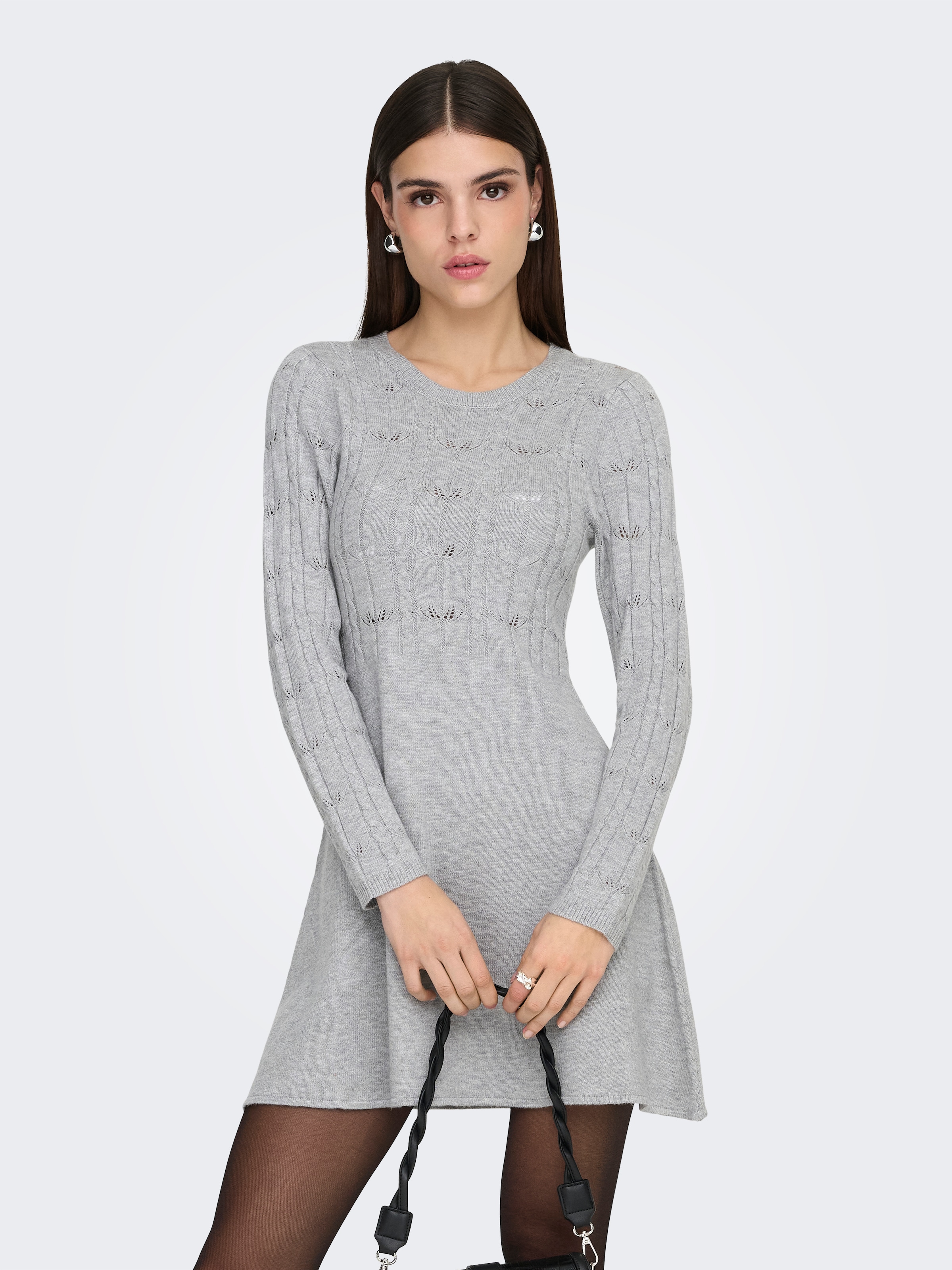ONLY Strickkleid »ONLKATIA LIFE LS O-NECK CABL DRES EX KNT« Viskosemischung, regular fit, Rundhals