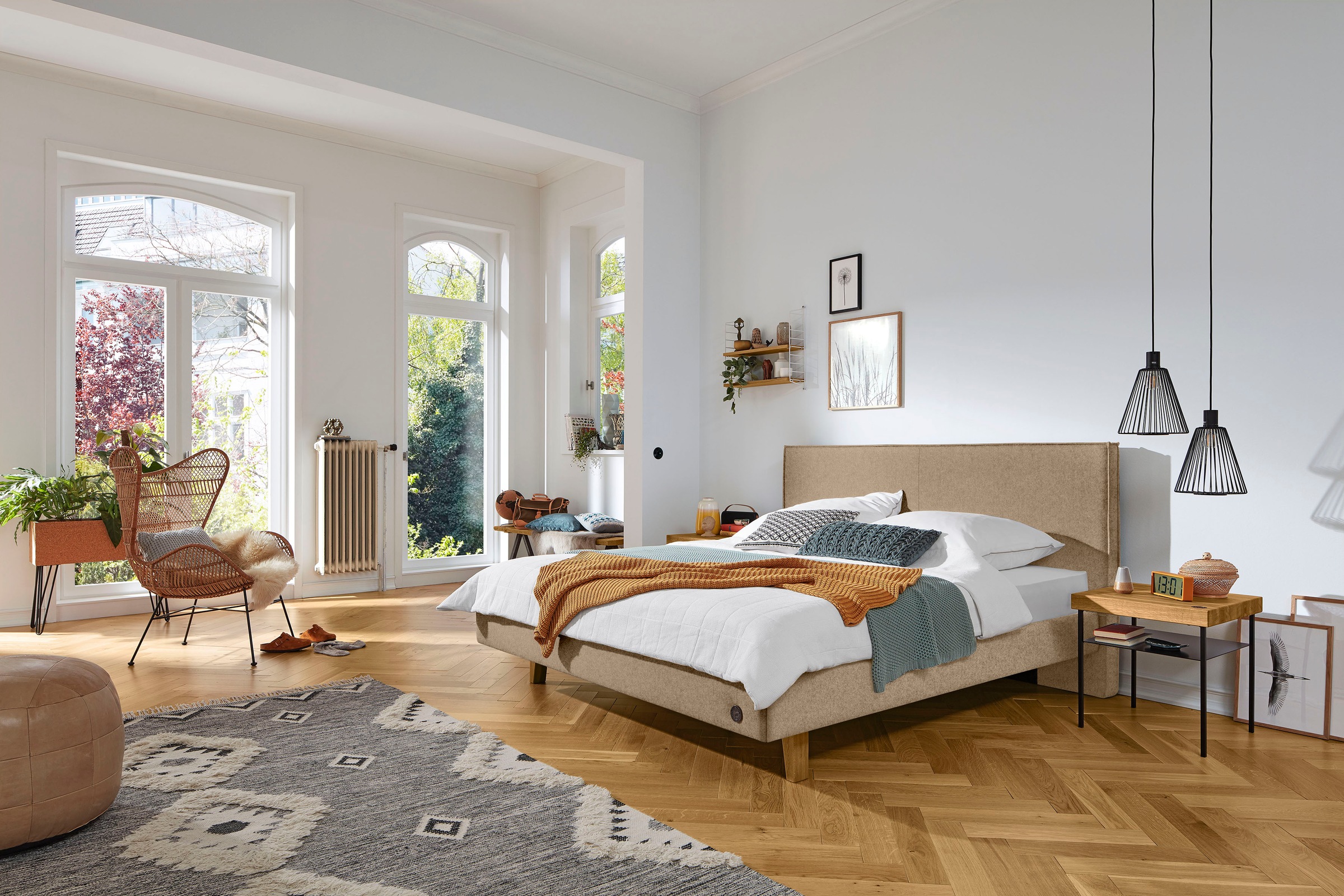 Birkenstock Polsterbett »Graz«, mit hohem, kubischem Kopfteil, Füße in Eiche natur