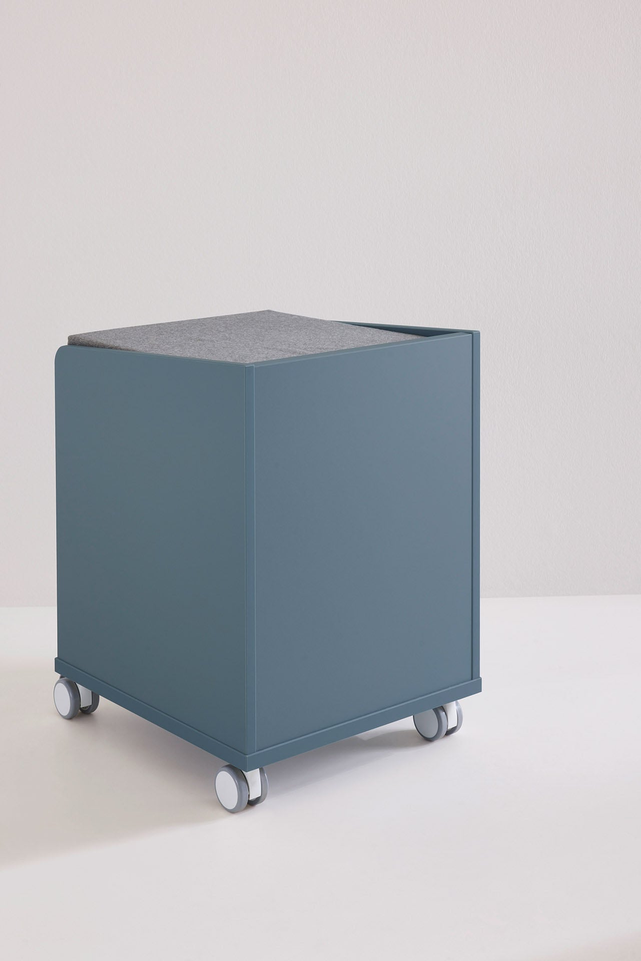 PAIDI Container »Diego Rollcontainer«, mit zwei Schubladen und Ablage als Sitzfläche geeignet