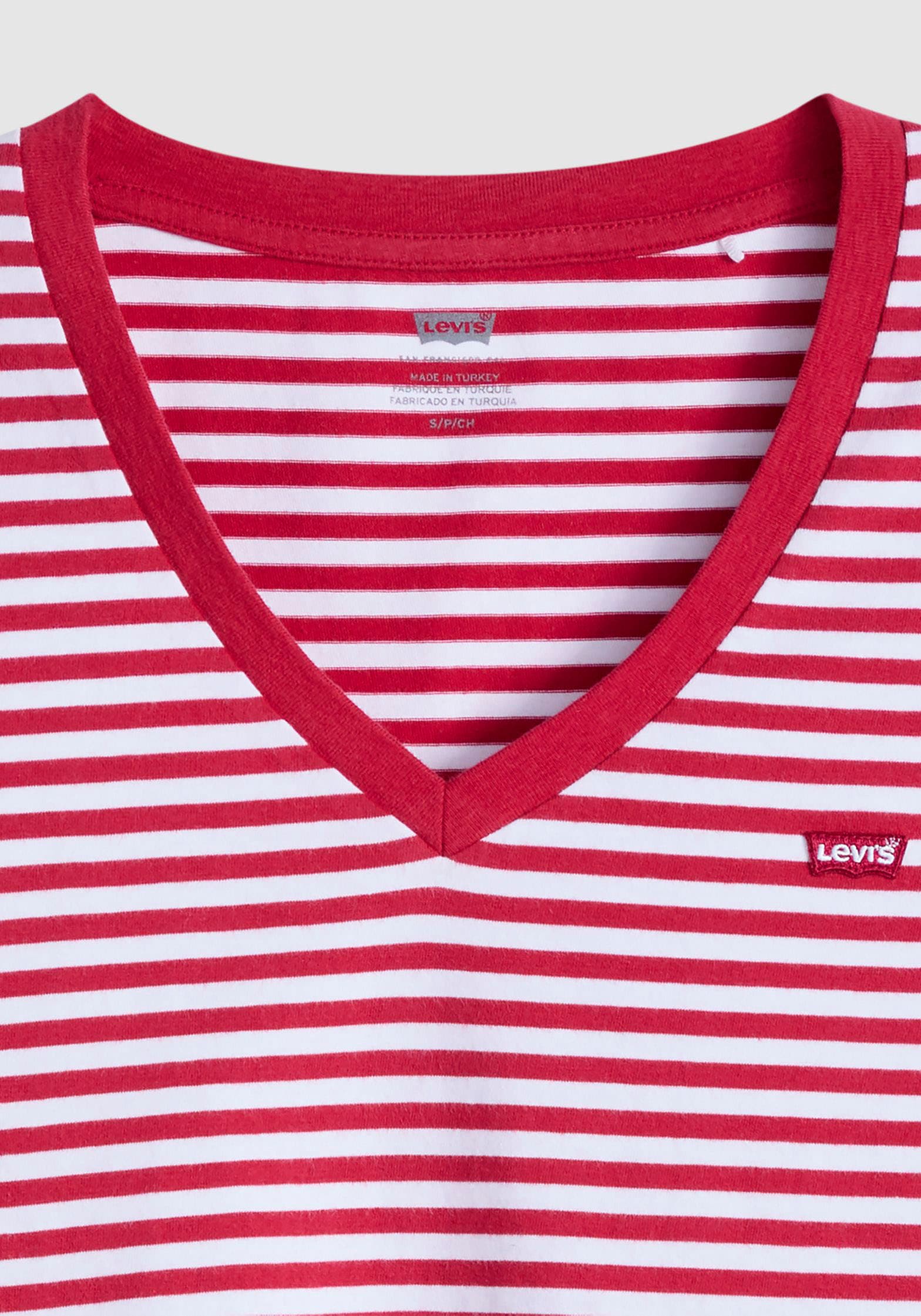Levi's® V-Shirt »PERFECT VNECK«, mit Mini-Batwing-Logostickerei