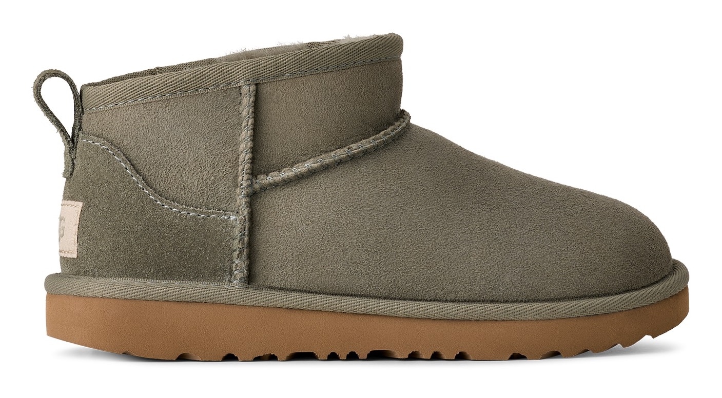 UGG Winterboots »Classic Ultra Mini«, Schlupfstiefel, Winterstiefel, Boots mit Lammfellfutter