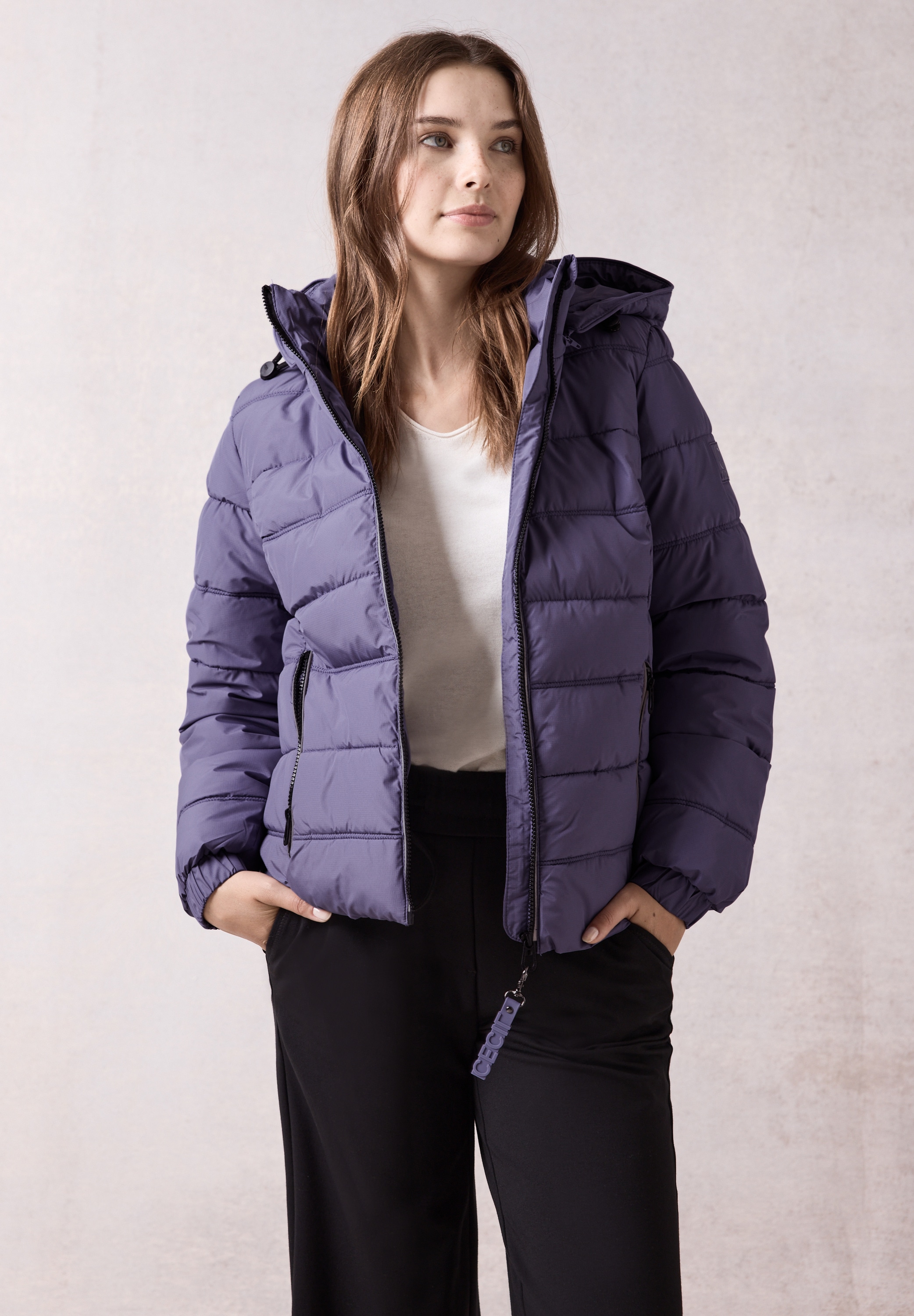 Cecil Steppjacke, mit Kapuze, mit Kapuze