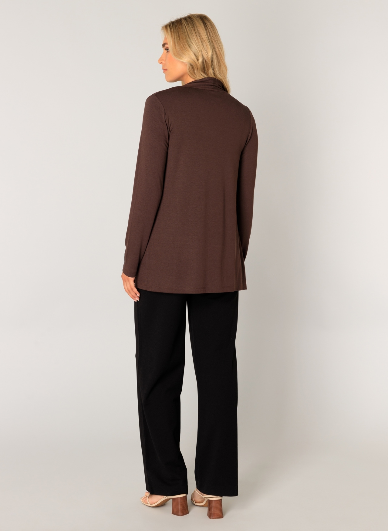 Base Level Strickjacke »Yayla«, In elastischem Feinstrick